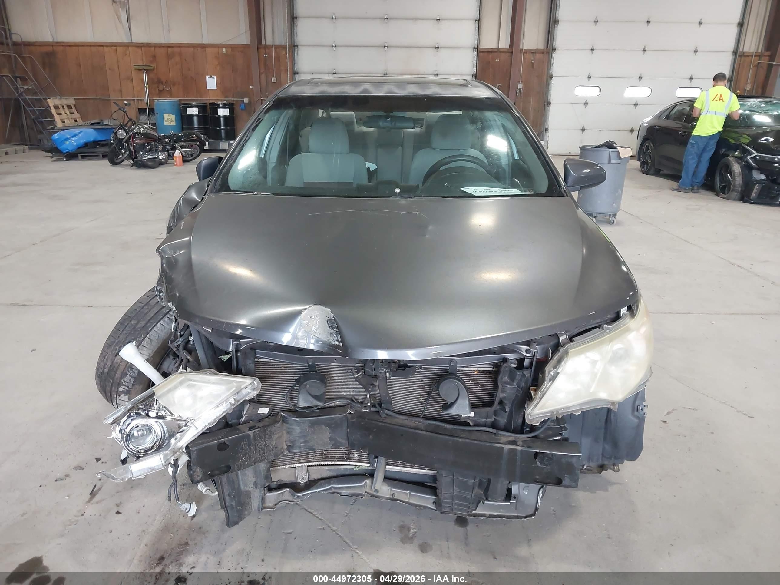 2012 Toyota Camry Le Gray vin: 4T1BF1FK0CU128558