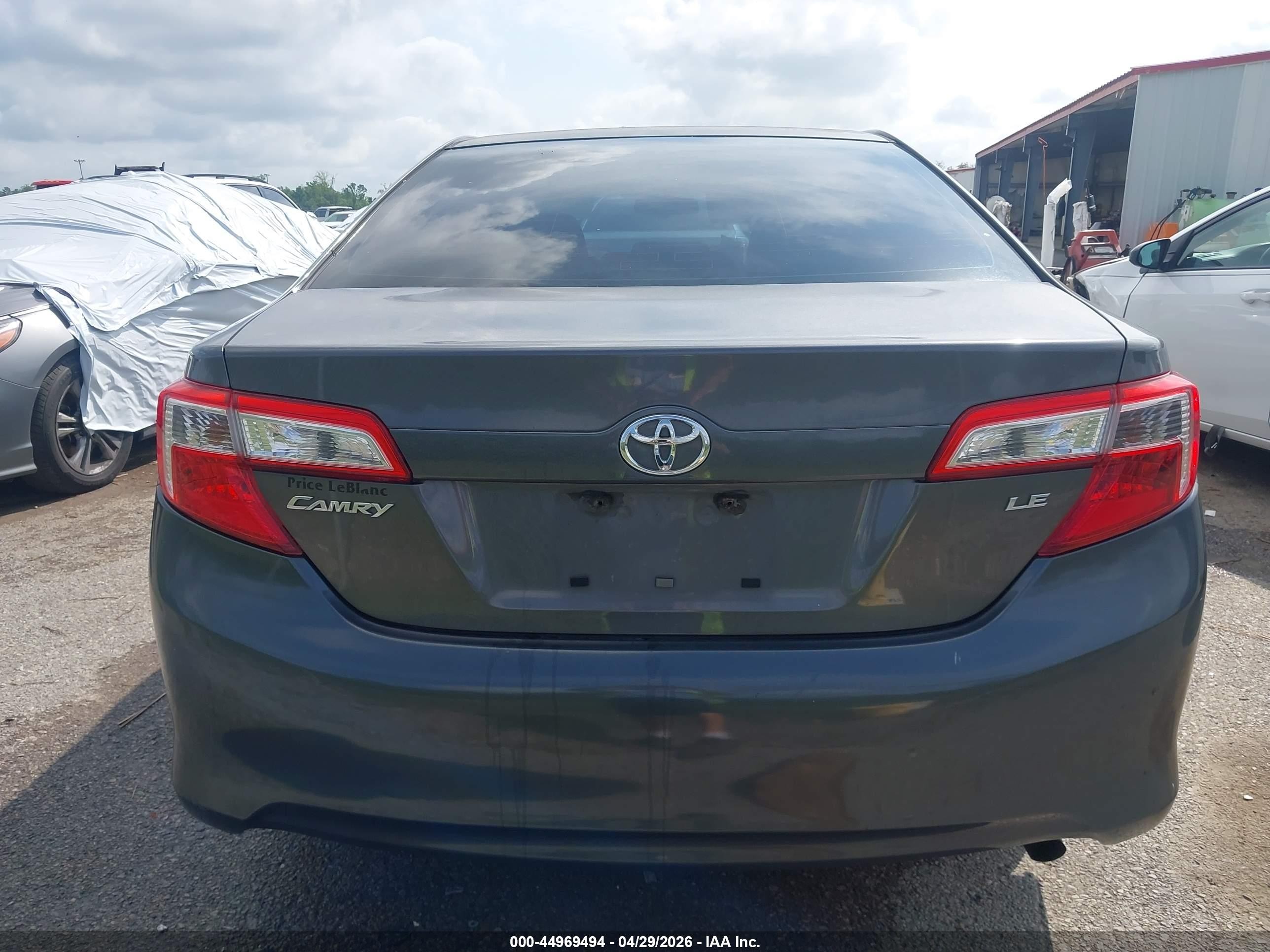 2012 Toyota Camry Le Серый vin: 4T1BF1FK0CU129855