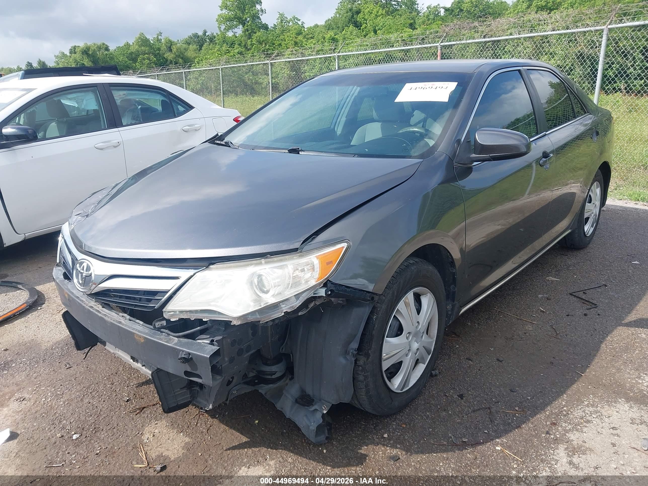 2012 Toyota Camry Le Серый vin: 4T1BF1FK0CU129855