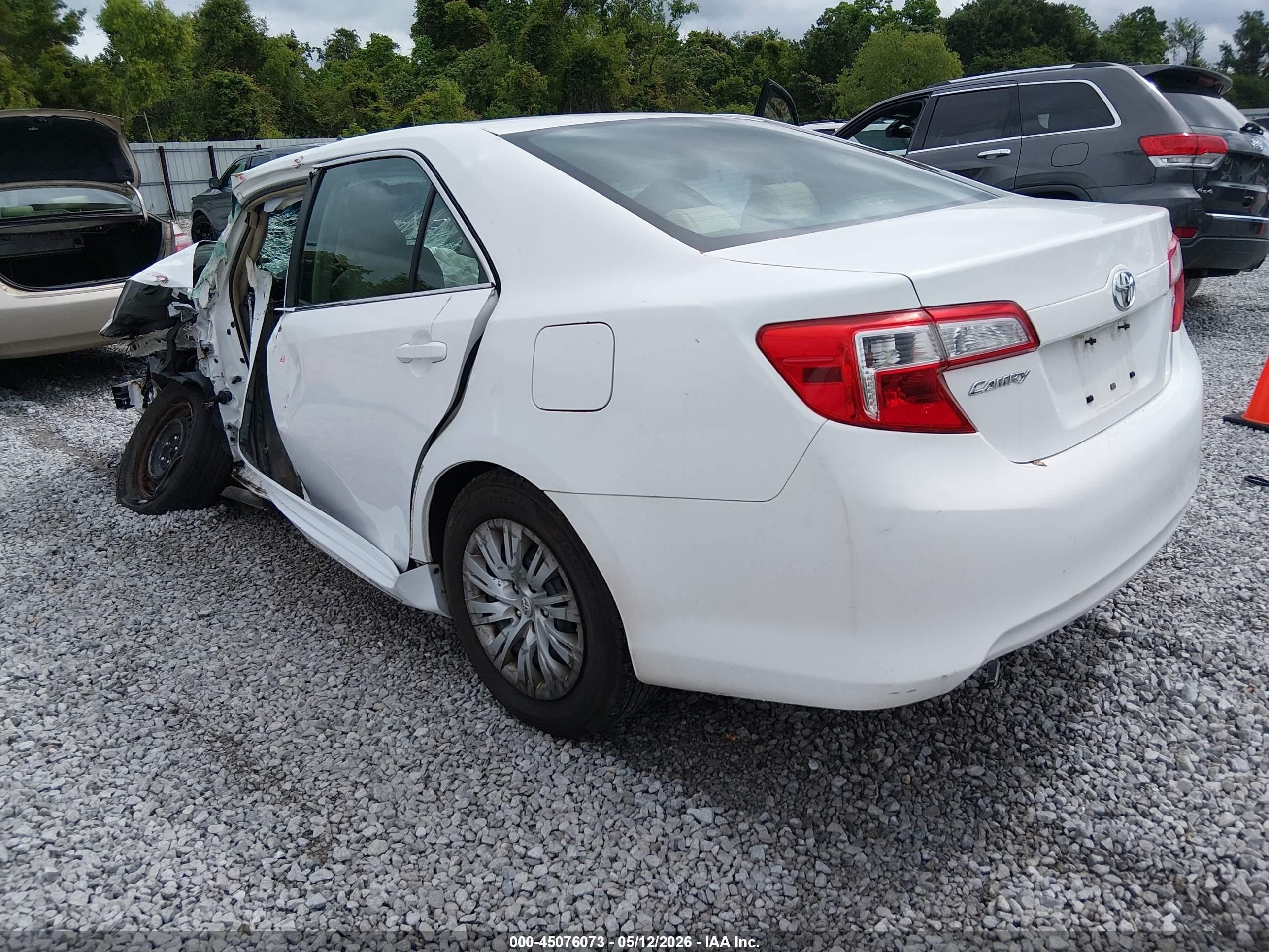 2012 Toyota Camry Le Белый vin: 4T1BF1FK0CU135221