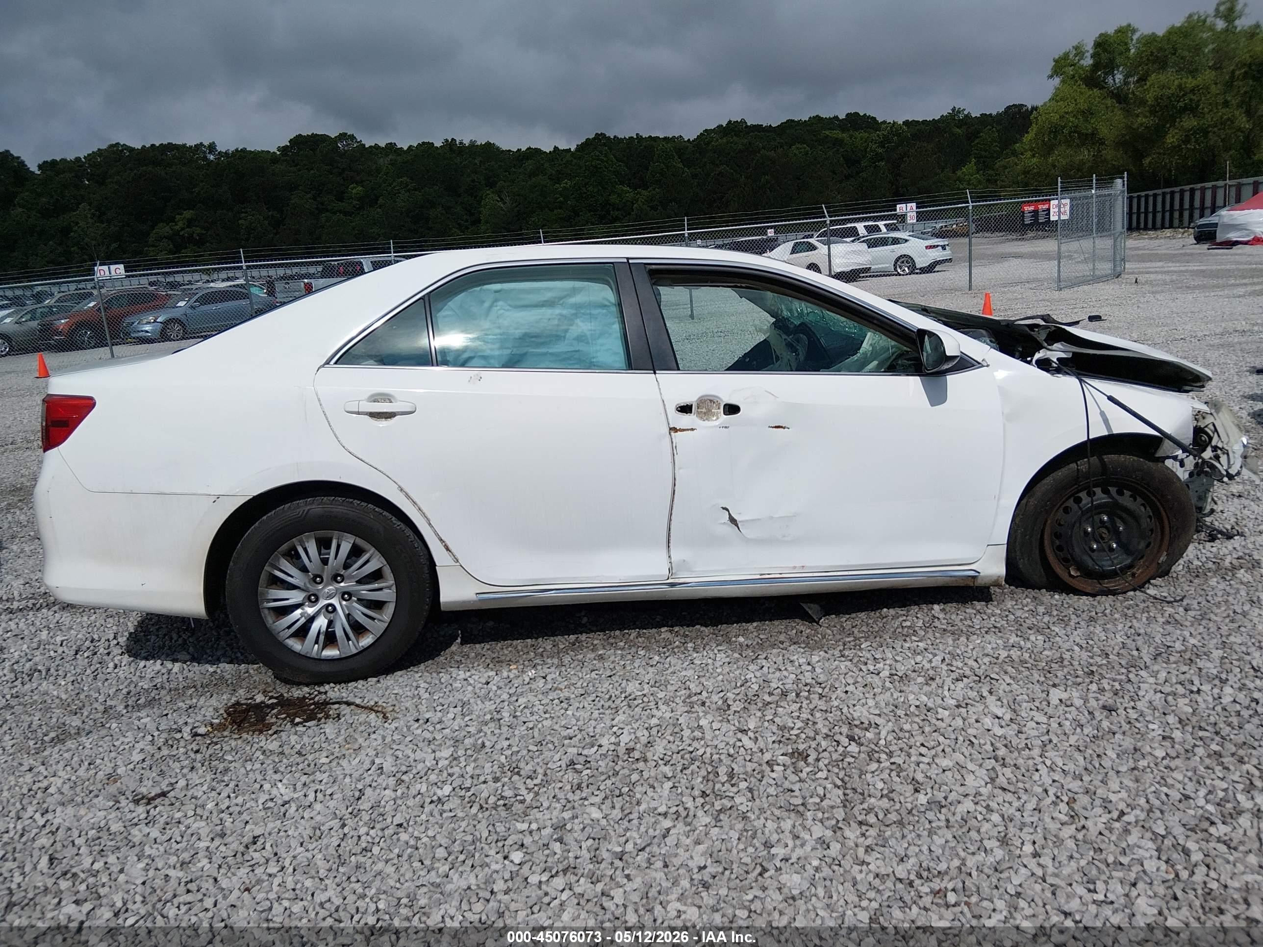 2012 Toyota Camry Le Белый vin: 4T1BF1FK0CU135221