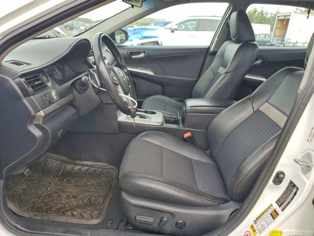2012 Toyota Camry Se White vin: 4T1BF1FK0CU140001