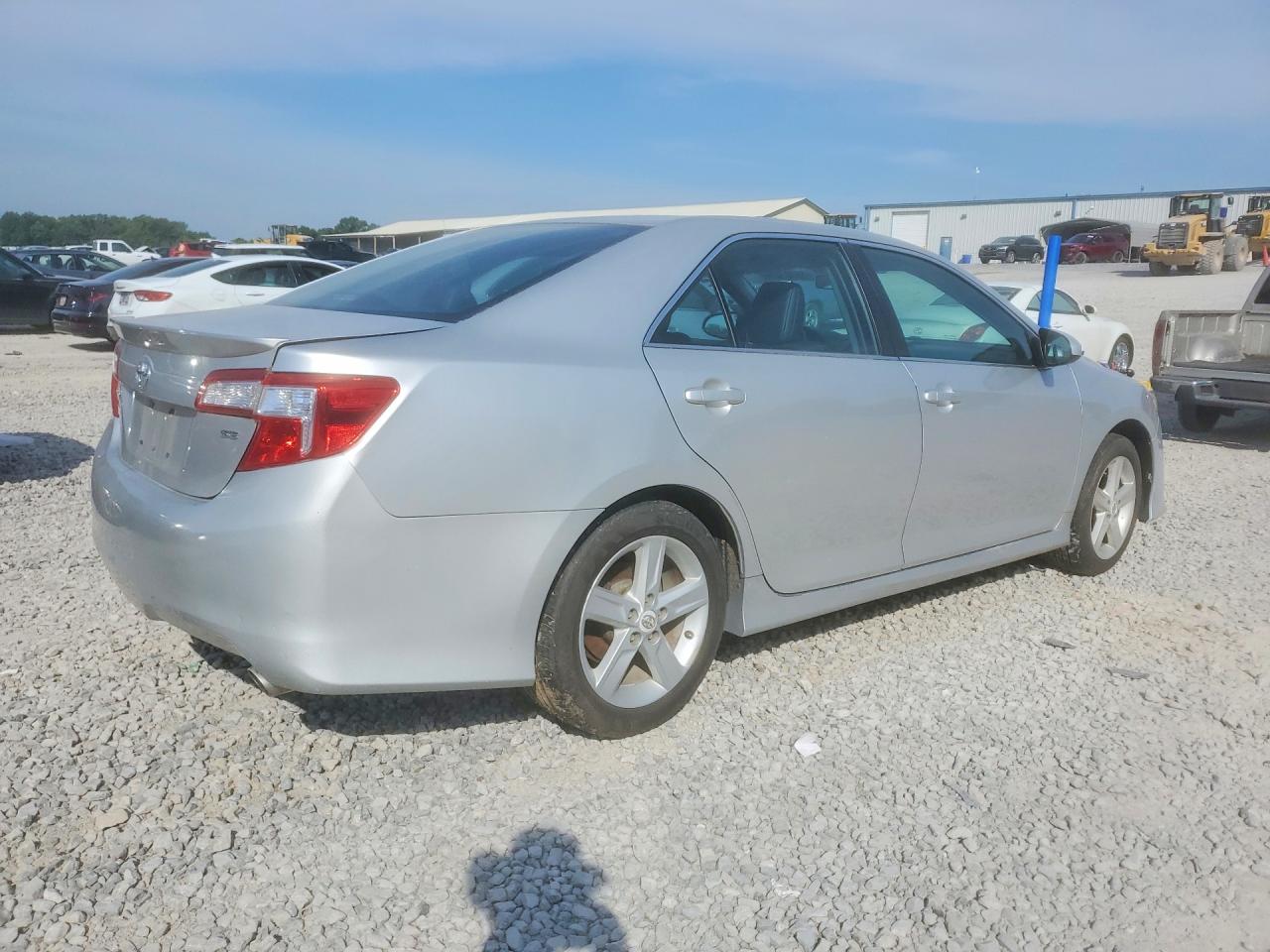 2012 Toyota Camry Se Серебряный vin: 4T1BF1FK0CU141956
