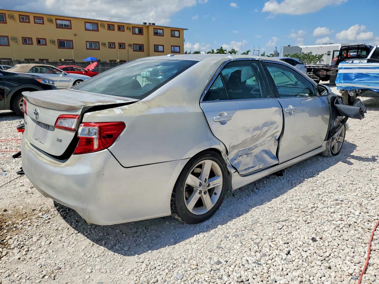 2012 Toyota Camry Se Silver vin: 4T1BF1FK0CU145053