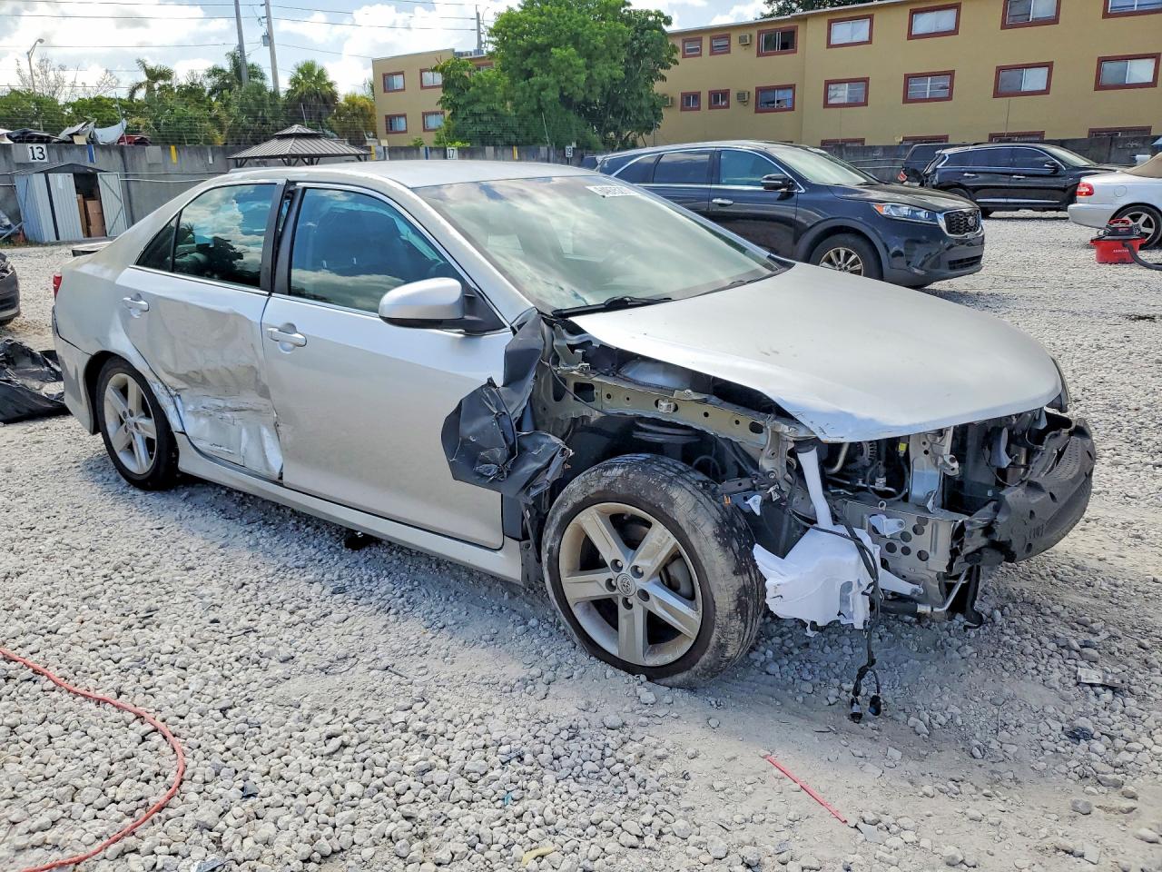 2012 Toyota Camry Se Silver vin: 4T1BF1FK0CU145053