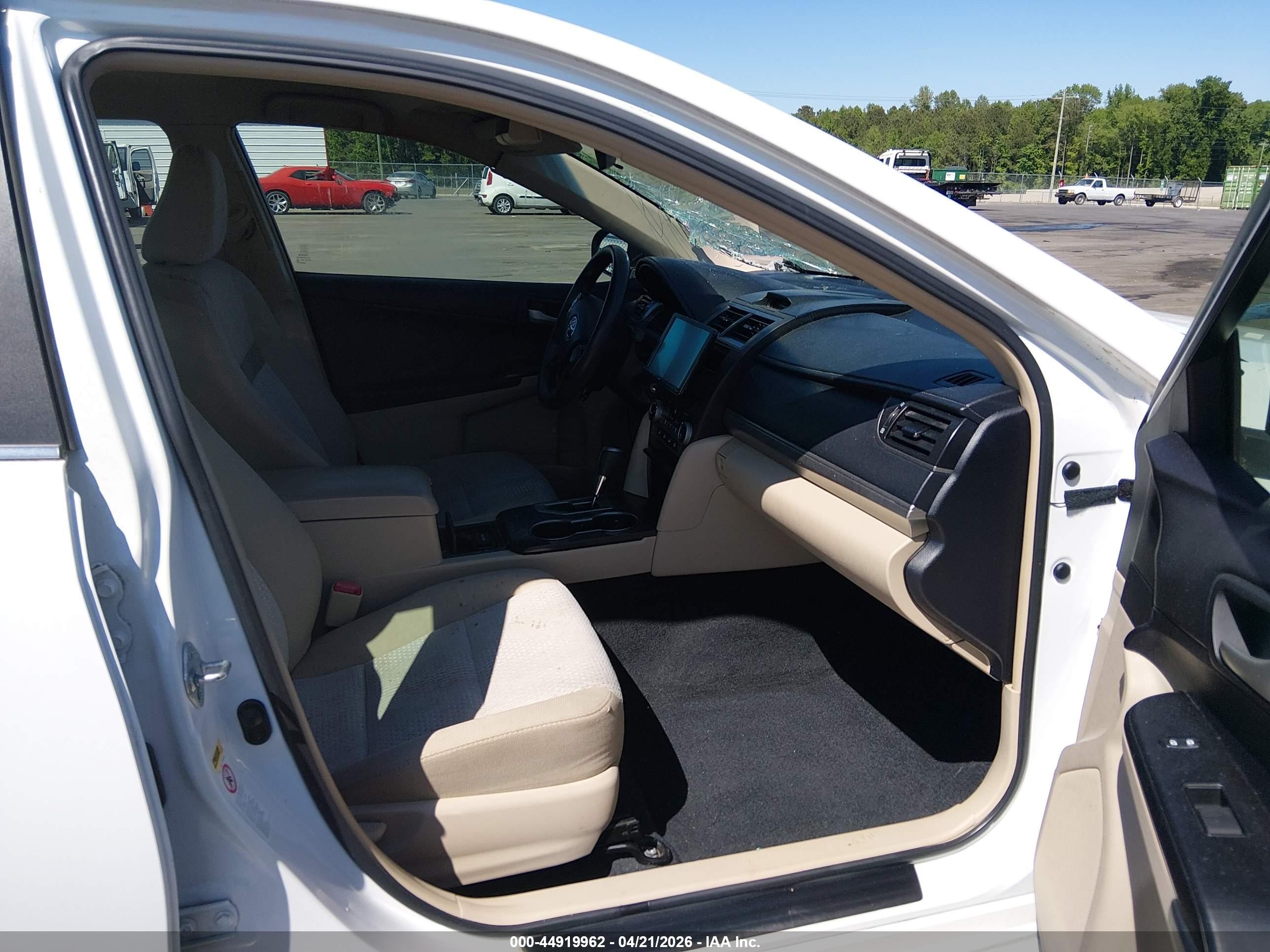 2012 Toyota Camry Le Белый vin: 4T1BF1FK0CU164251