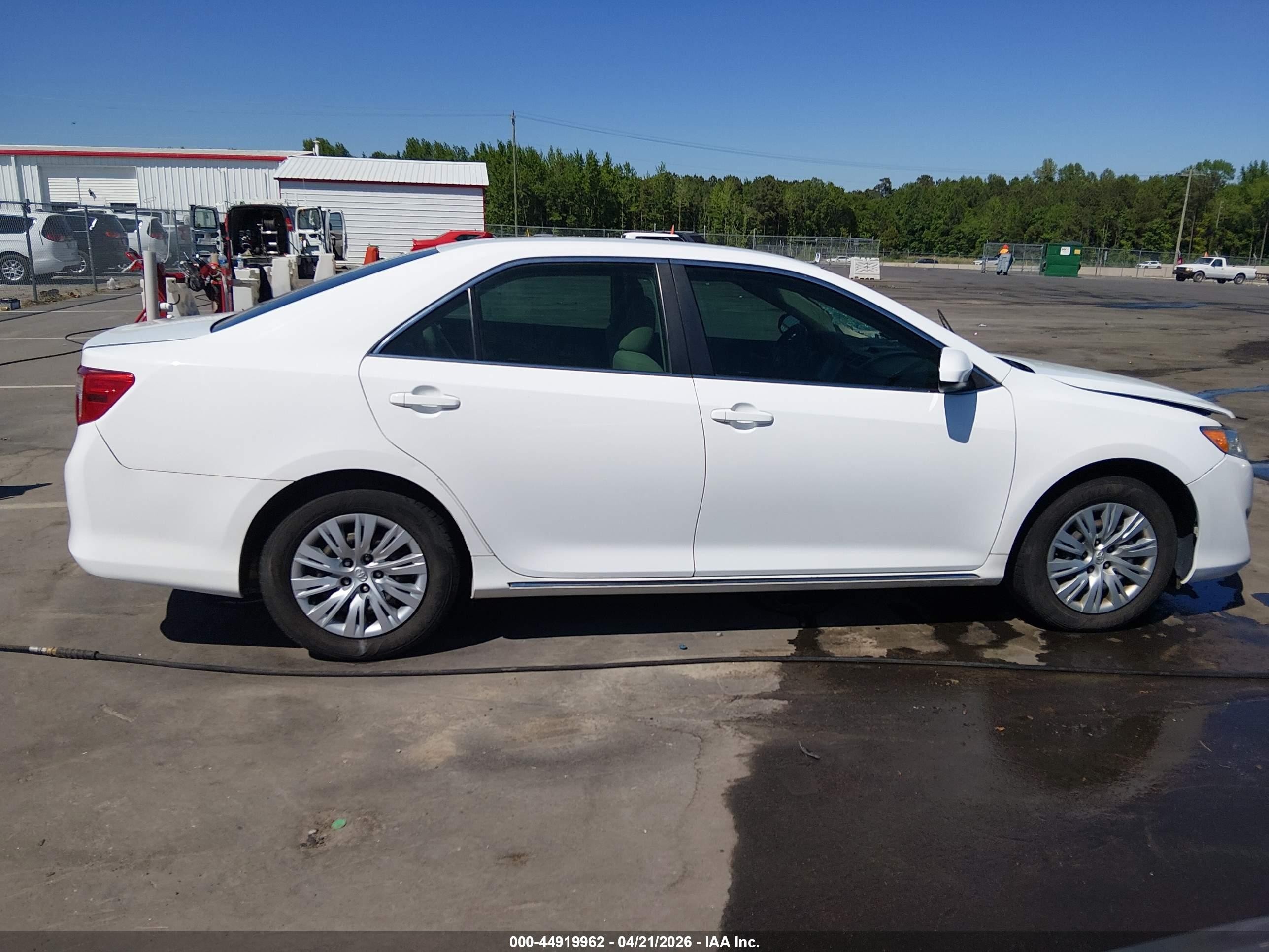 2012 Toyota Camry Le Белый vin: 4T1BF1FK0CU164251