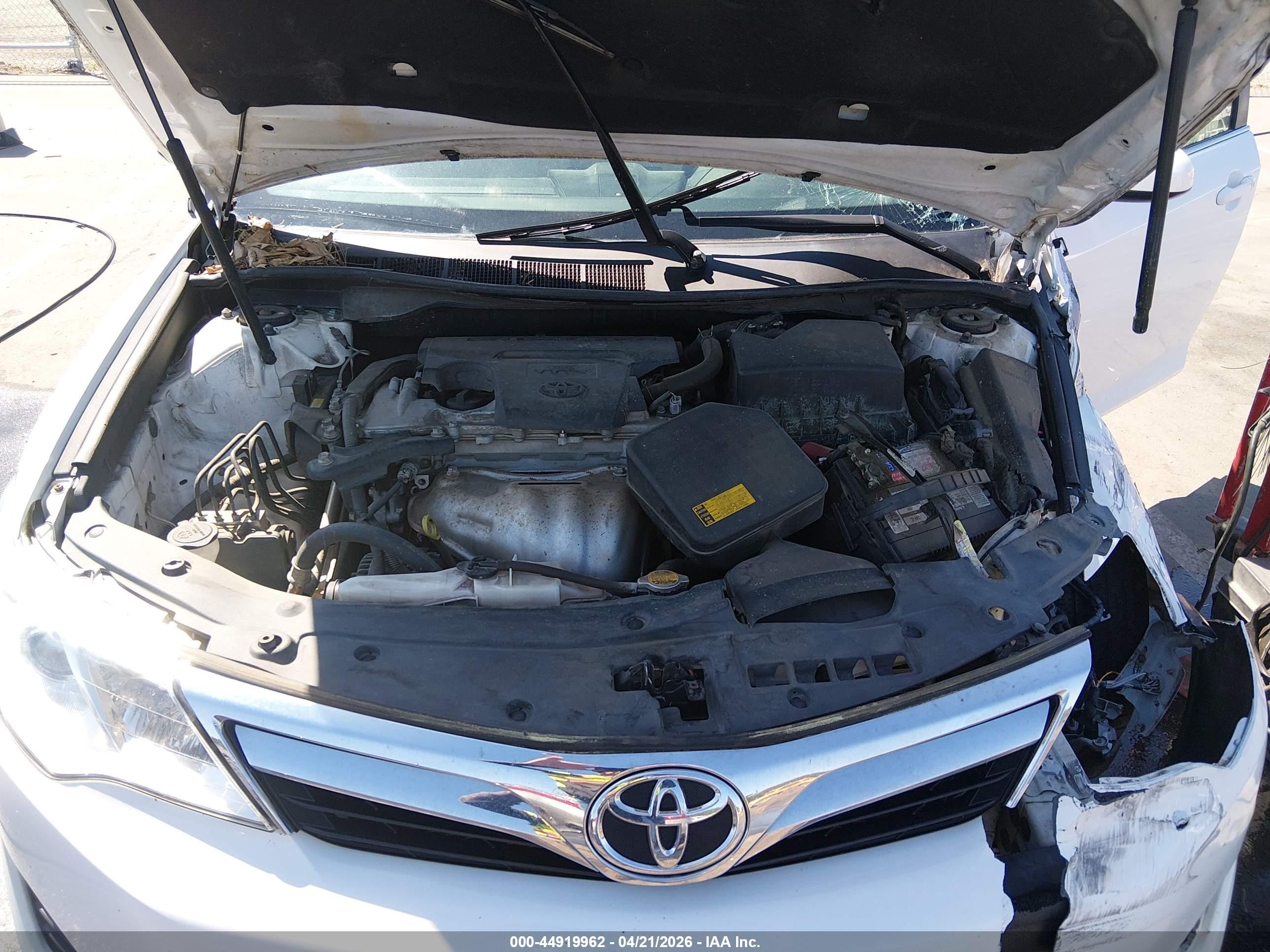 2012 Toyota Camry Le Белый vin: 4T1BF1FK0CU164251