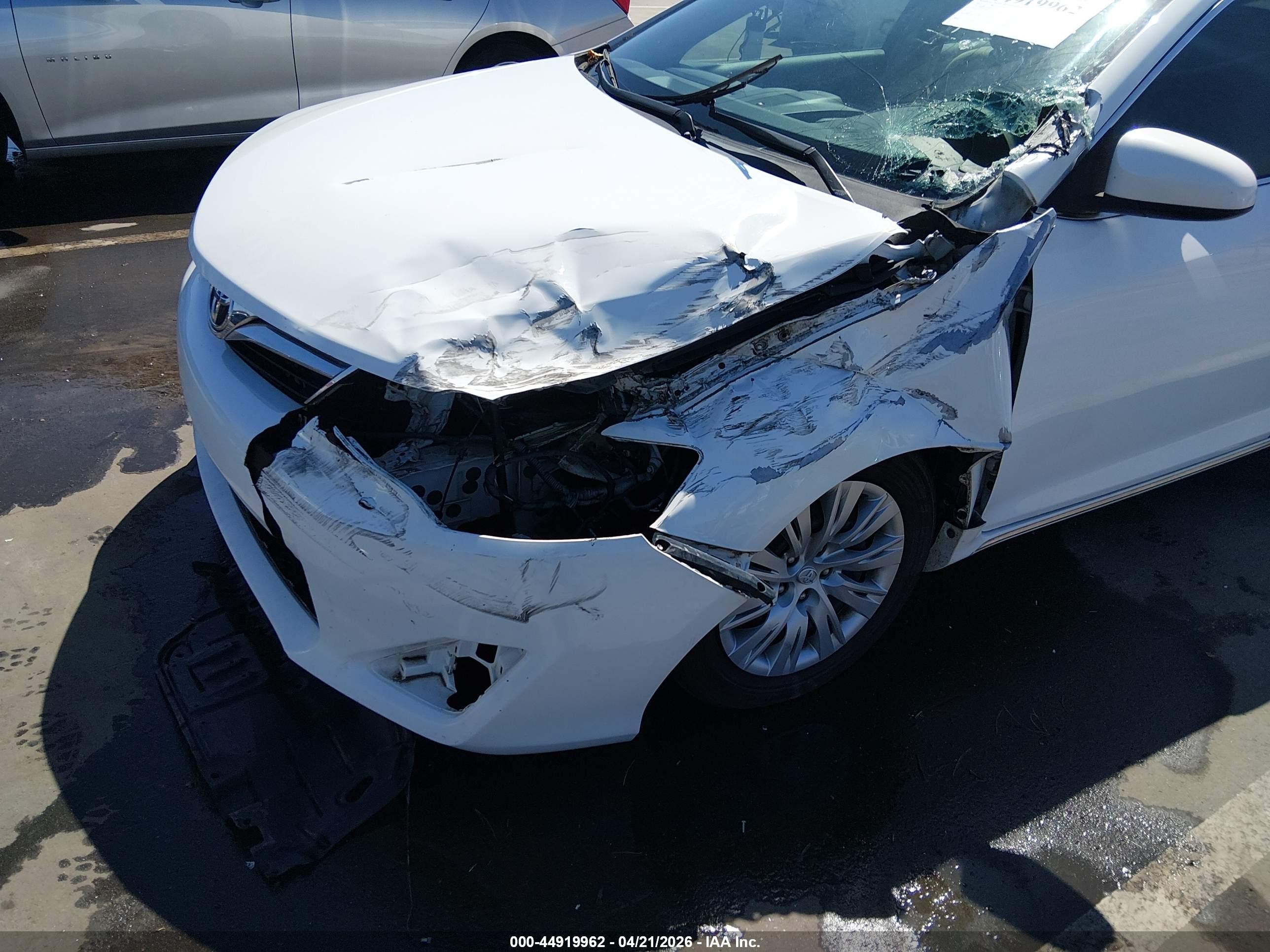 2012 Toyota Camry Le Белый vin: 4T1BF1FK0CU164251