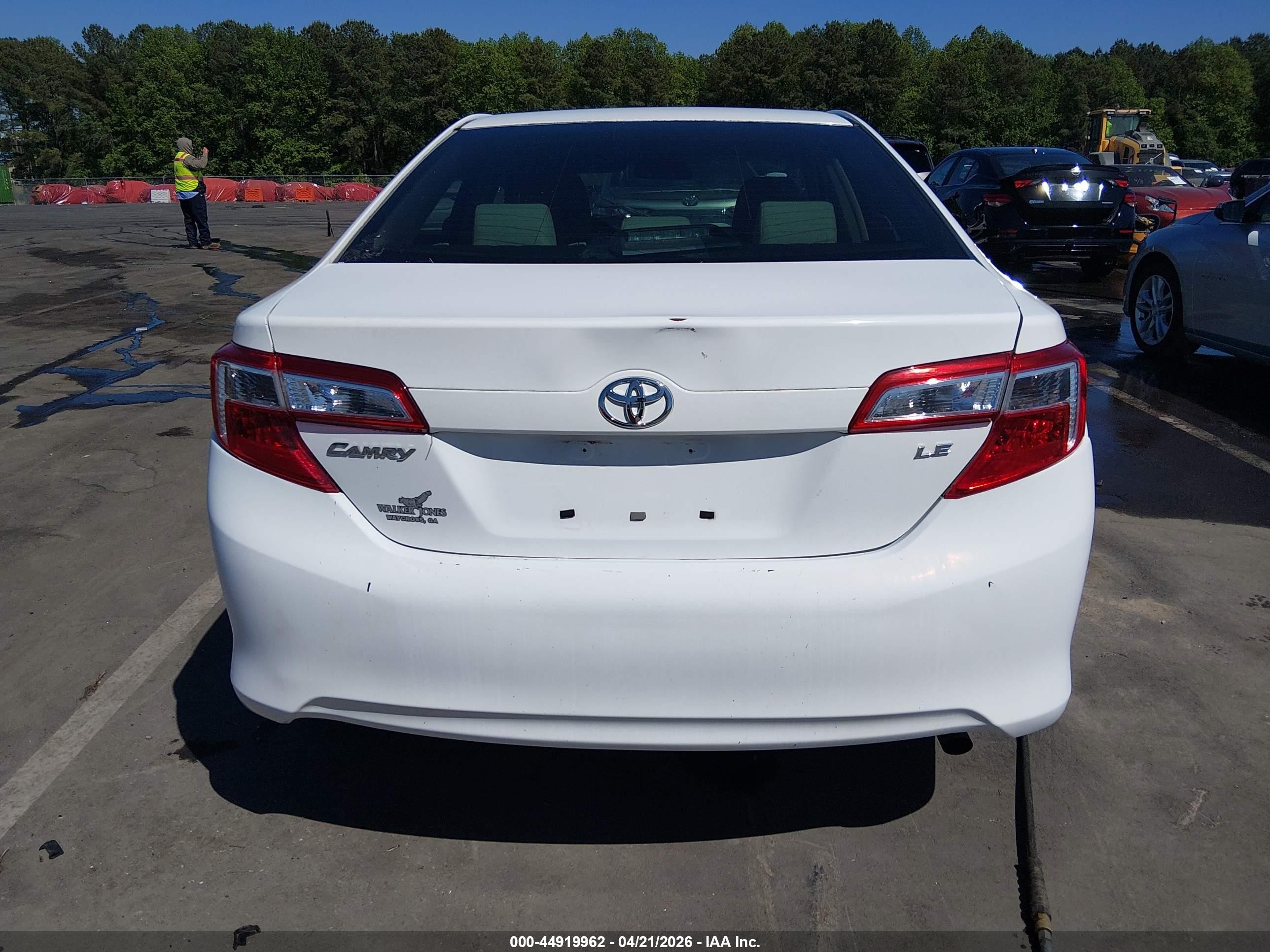 2012 Toyota Camry Le Белый vin: 4T1BF1FK0CU164251
