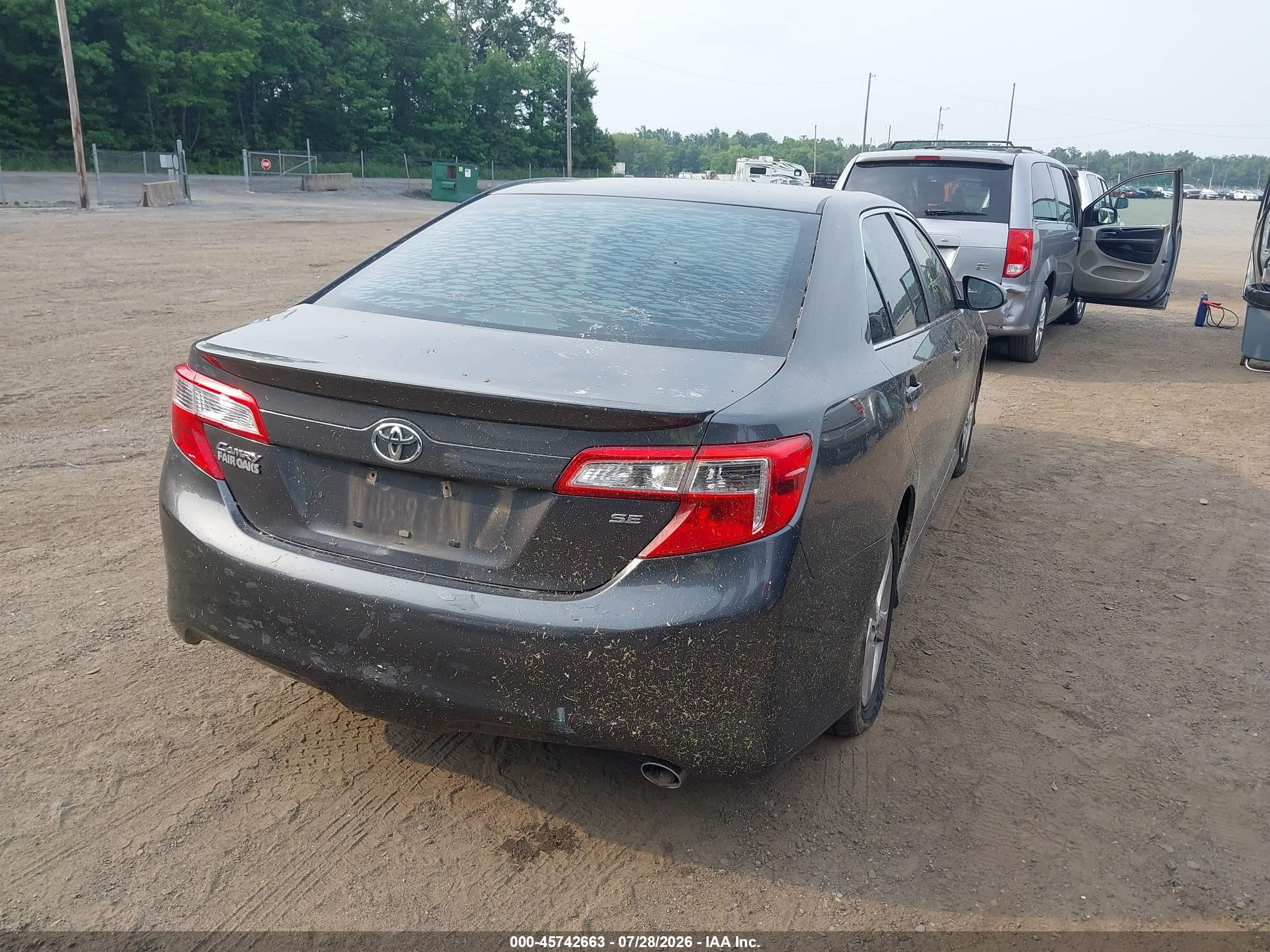 2012 Toyota Camry Se Gray vin: 4T1BF1FK0CU191126