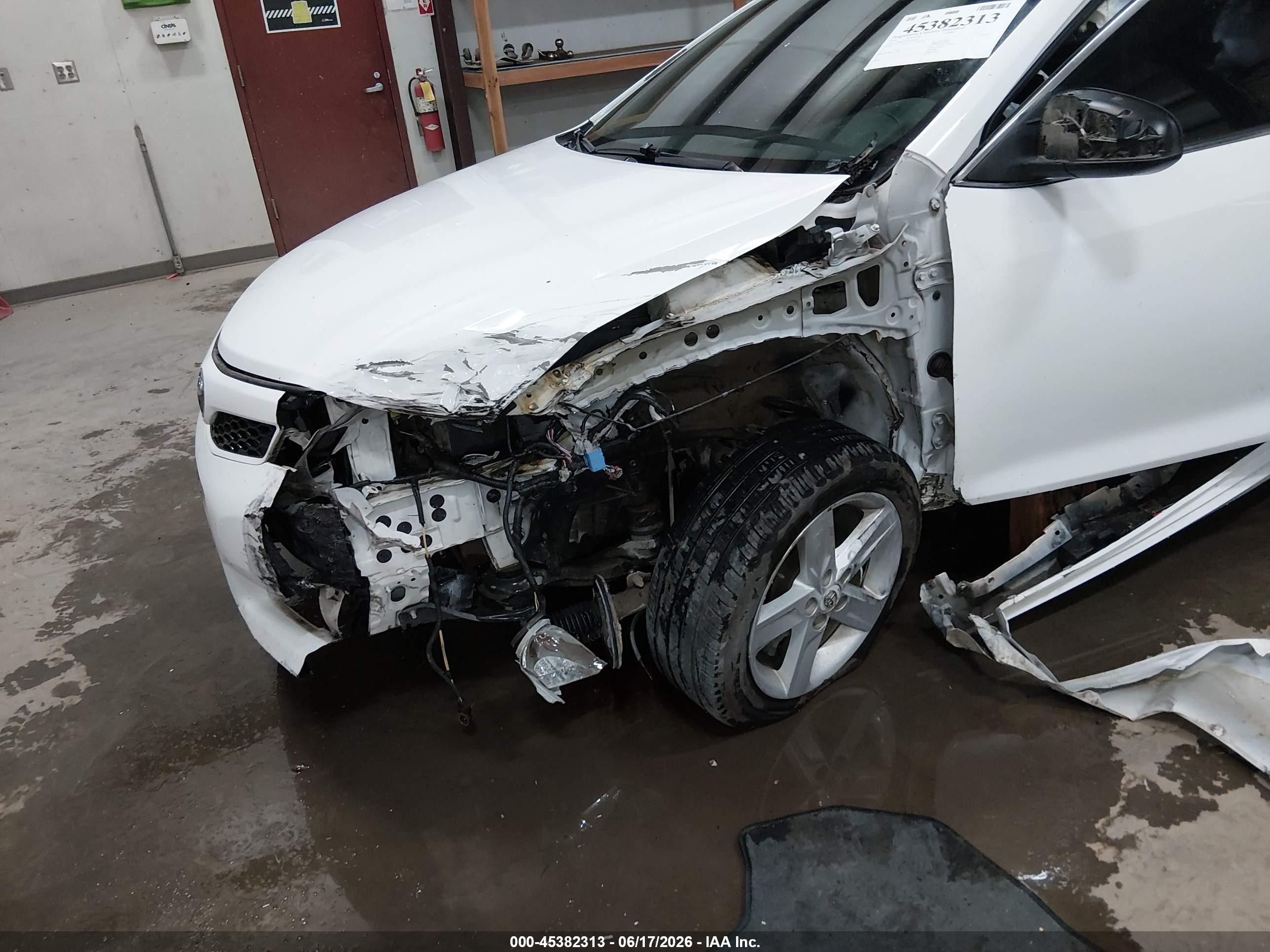 2012 Toyota Camry Se Белый vin: 4T1BF1FK0CU202674