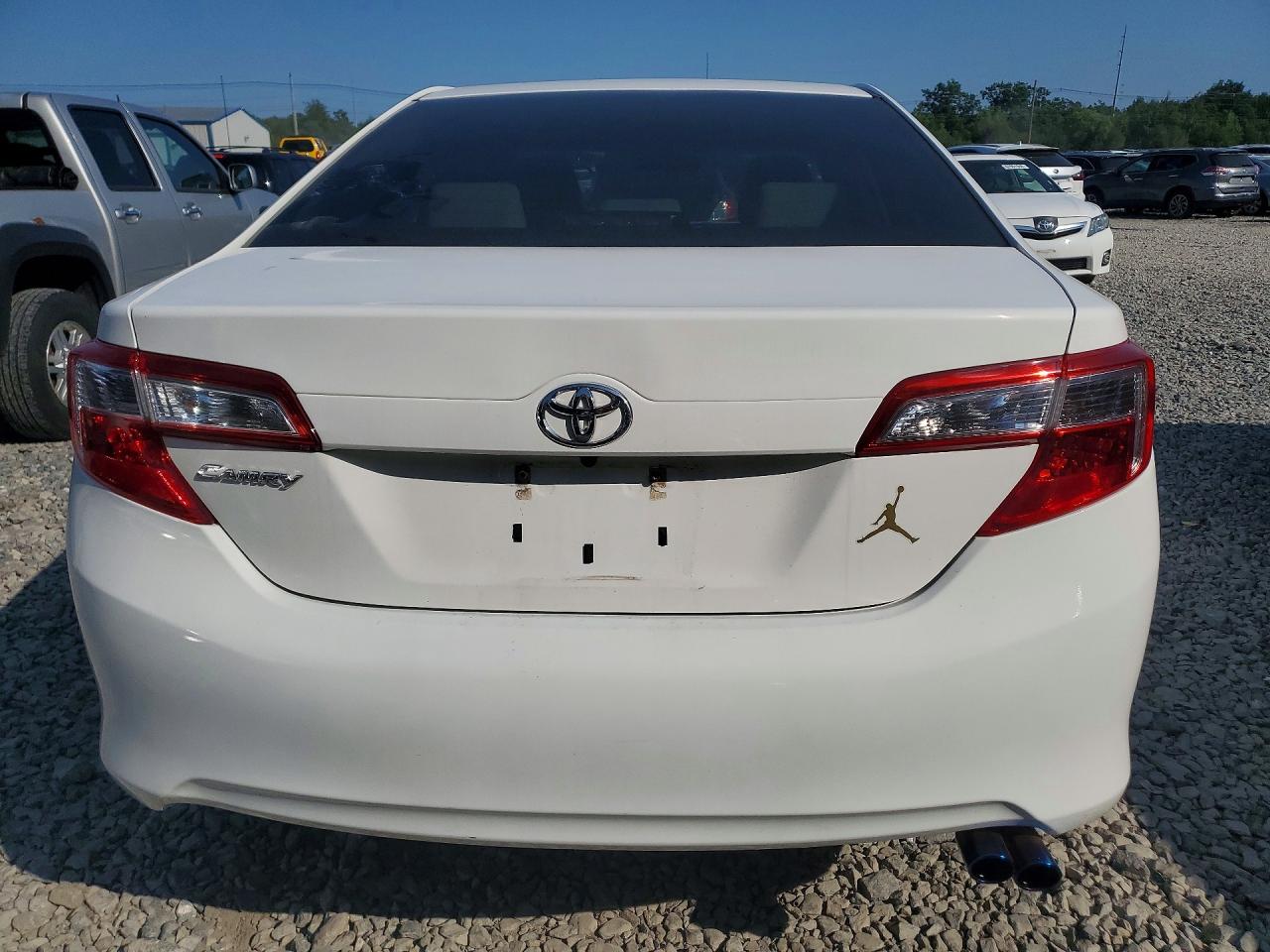 2012 Toyota Camry L White vin: 4T1BF1FK0CU502926