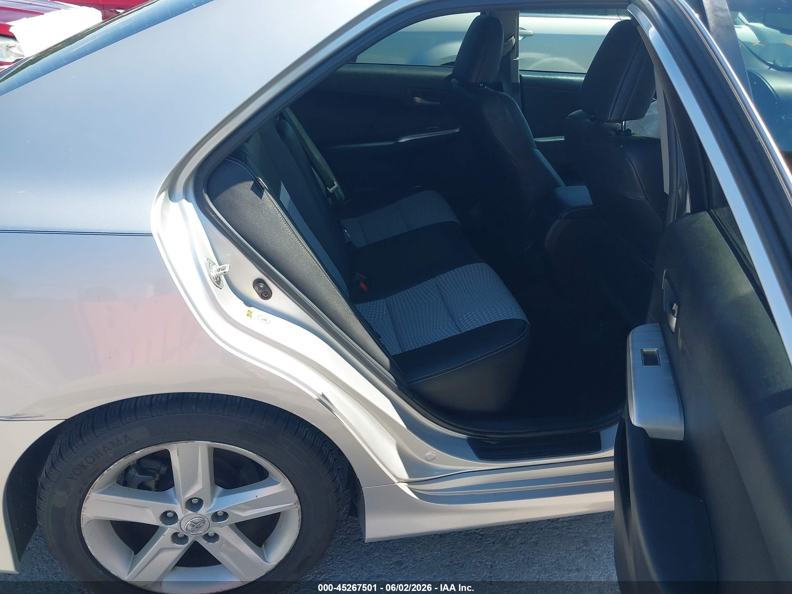 2012 Toyota Camry Se Silver vin: 4T1BF1FK0CU503283
