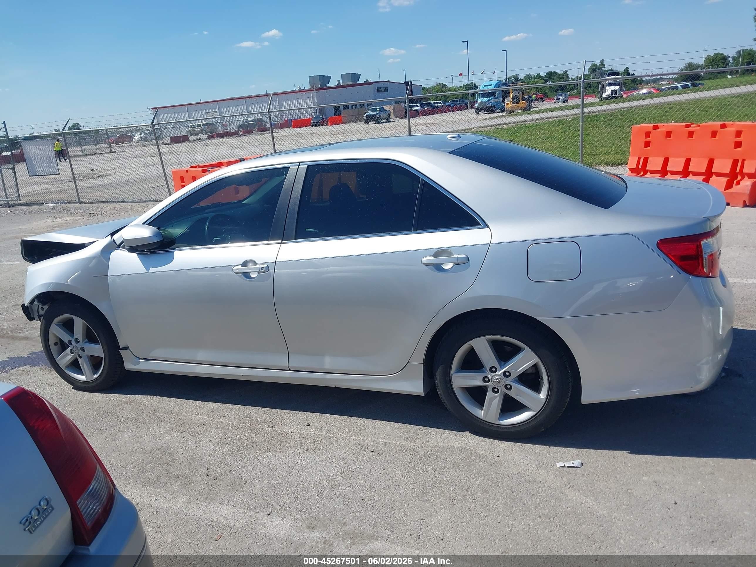 2012 Toyota Camry Se Silver vin: 4T1BF1FK0CU503283