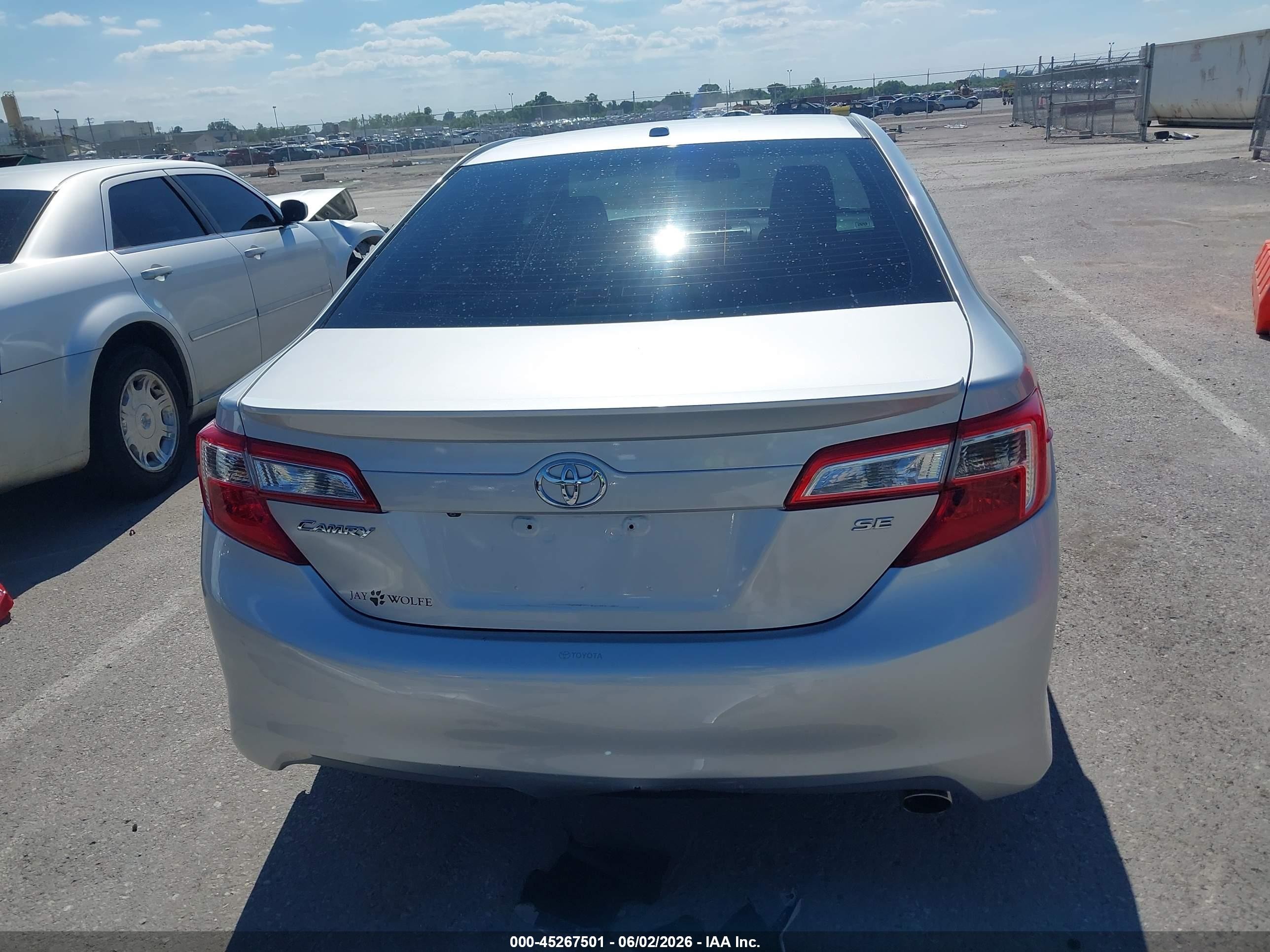 2012 Toyota Camry Se Silver vin: 4T1BF1FK0CU503283
