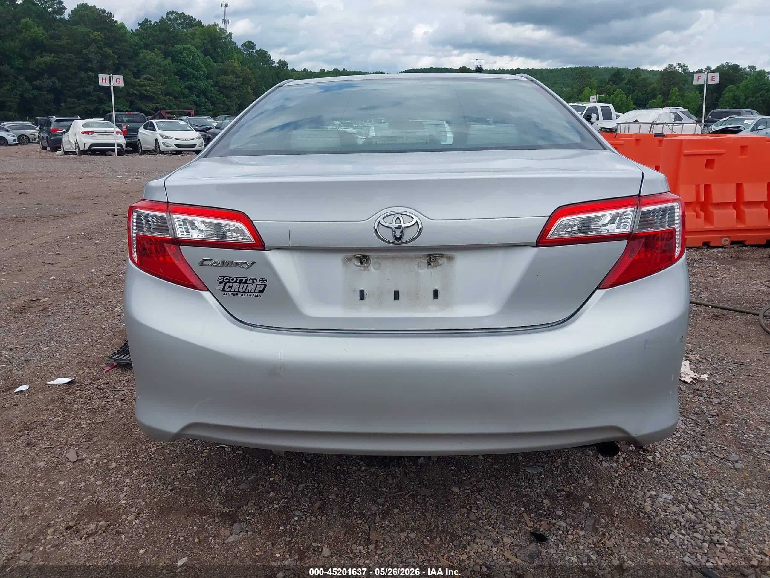 2012 Toyota Camry L Silver vin: 4T1BF1FK0CU511254