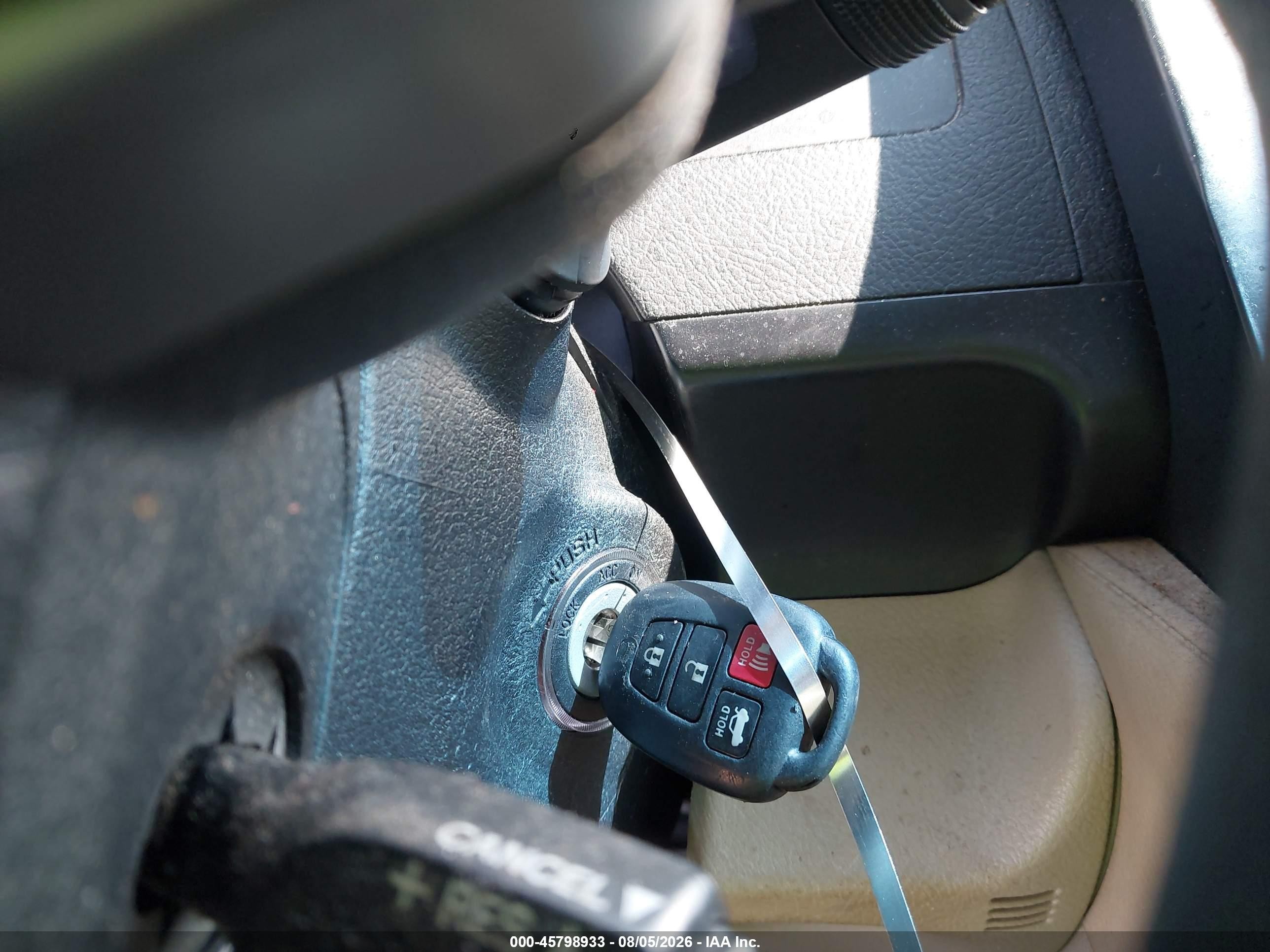 2012 Toyota Camry Le Green vin: 4T1BF1FK0CU517068