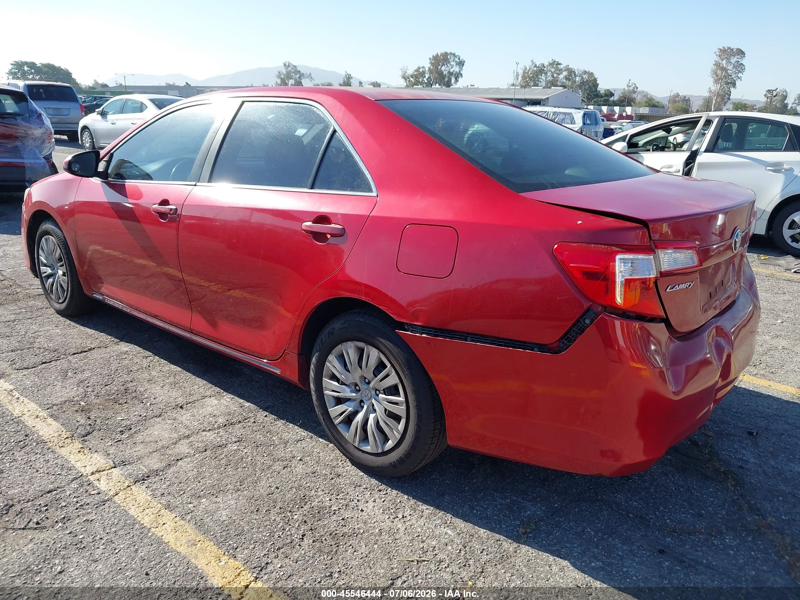 2012 Toyota Camry Le Red vin: 4T1BF1FK0CU537627