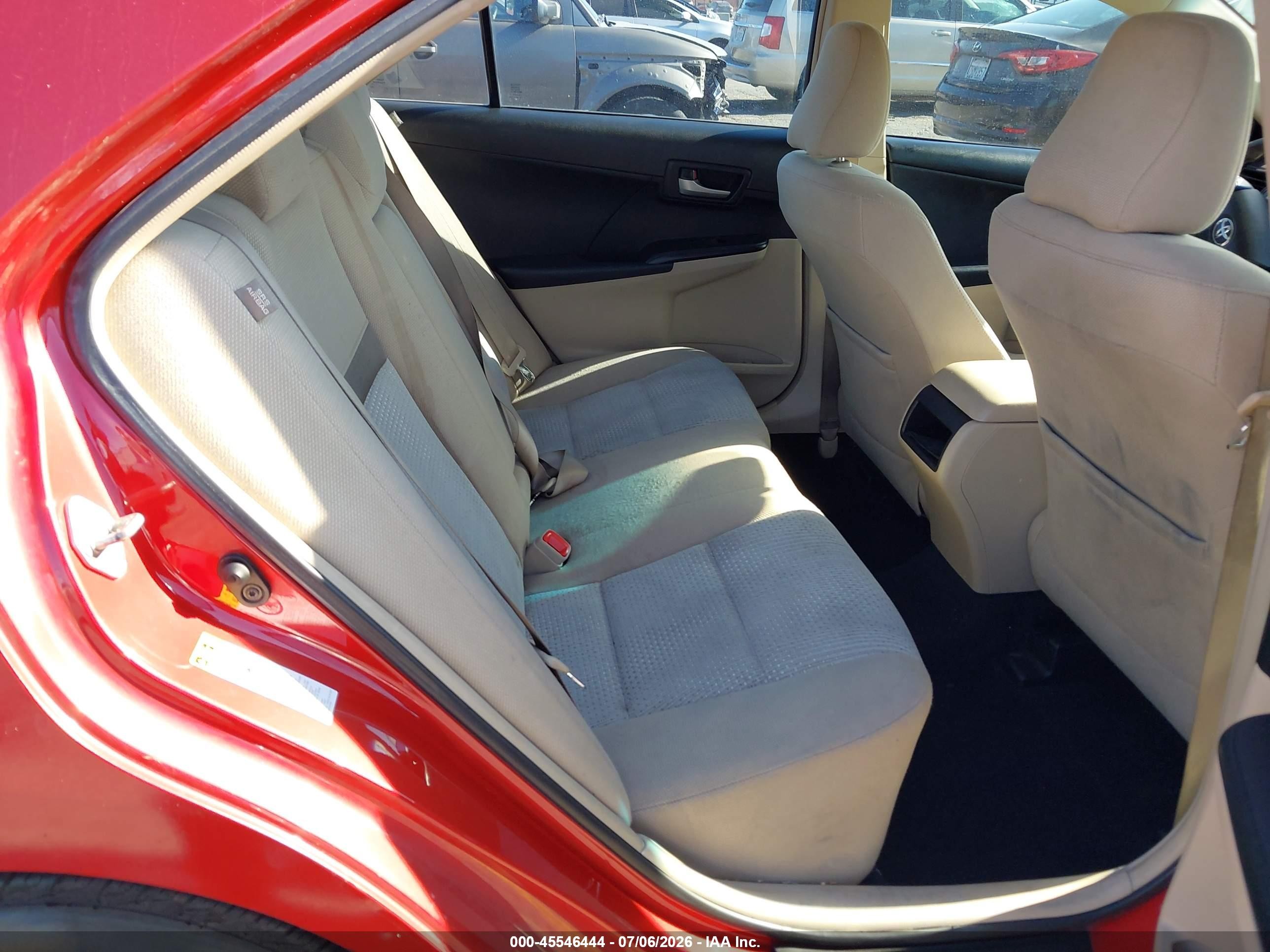 2012 Toyota Camry Le Red vin: 4T1BF1FK0CU537627