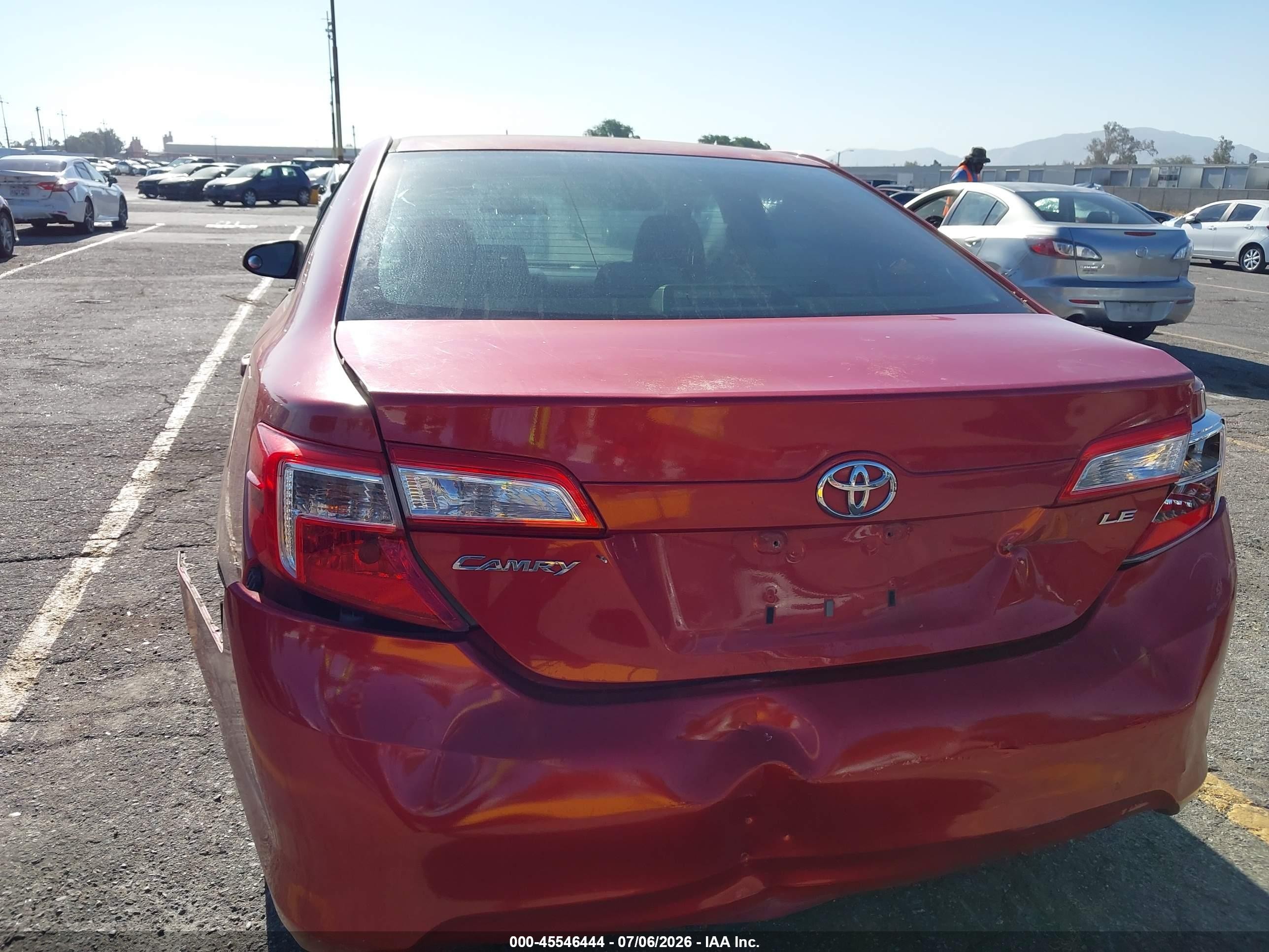2012 Toyota Camry Le Red vin: 4T1BF1FK0CU537627