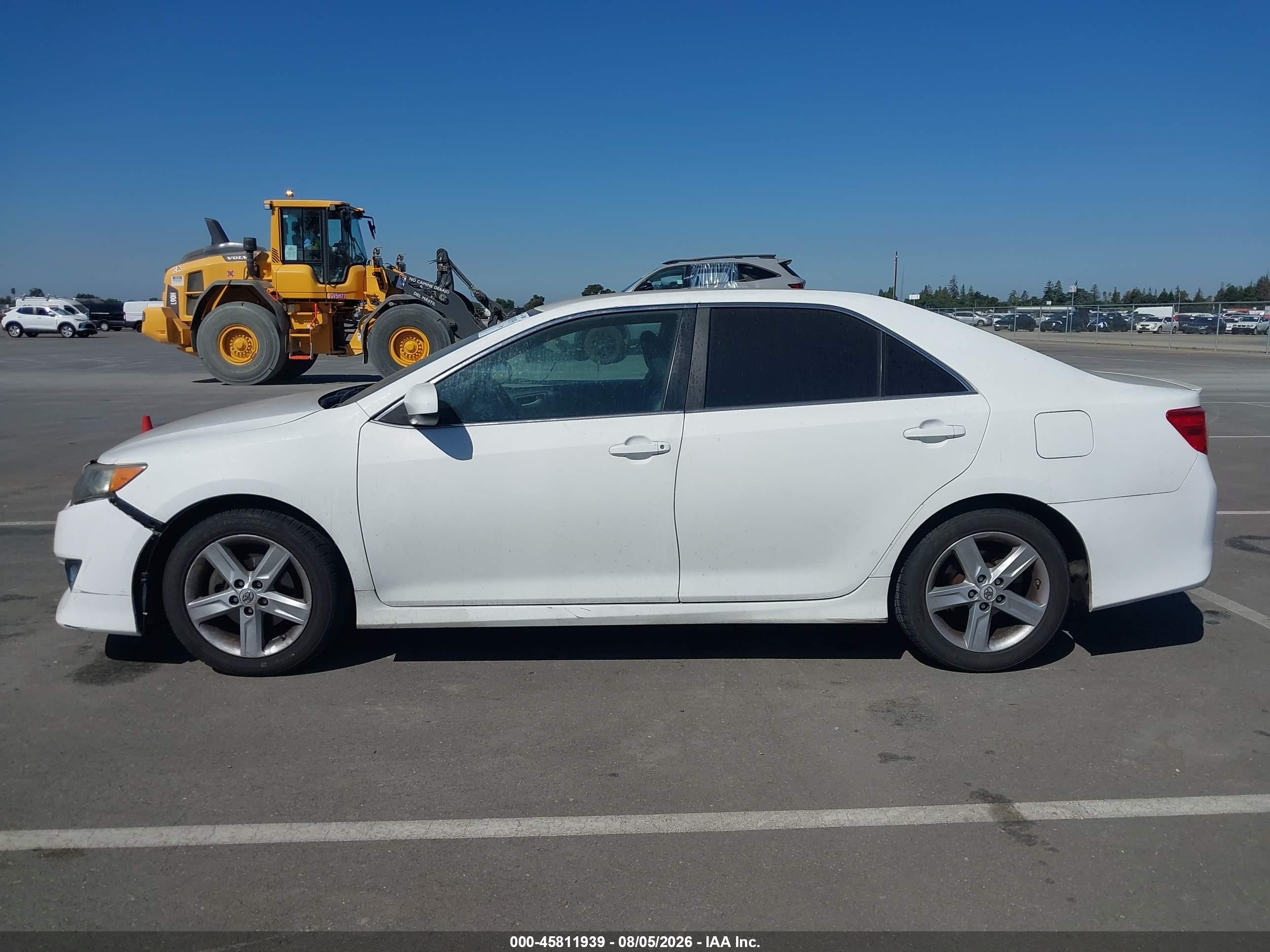 2012 Toyota Camry Se White vin: 4T1BF1FK0CU537708