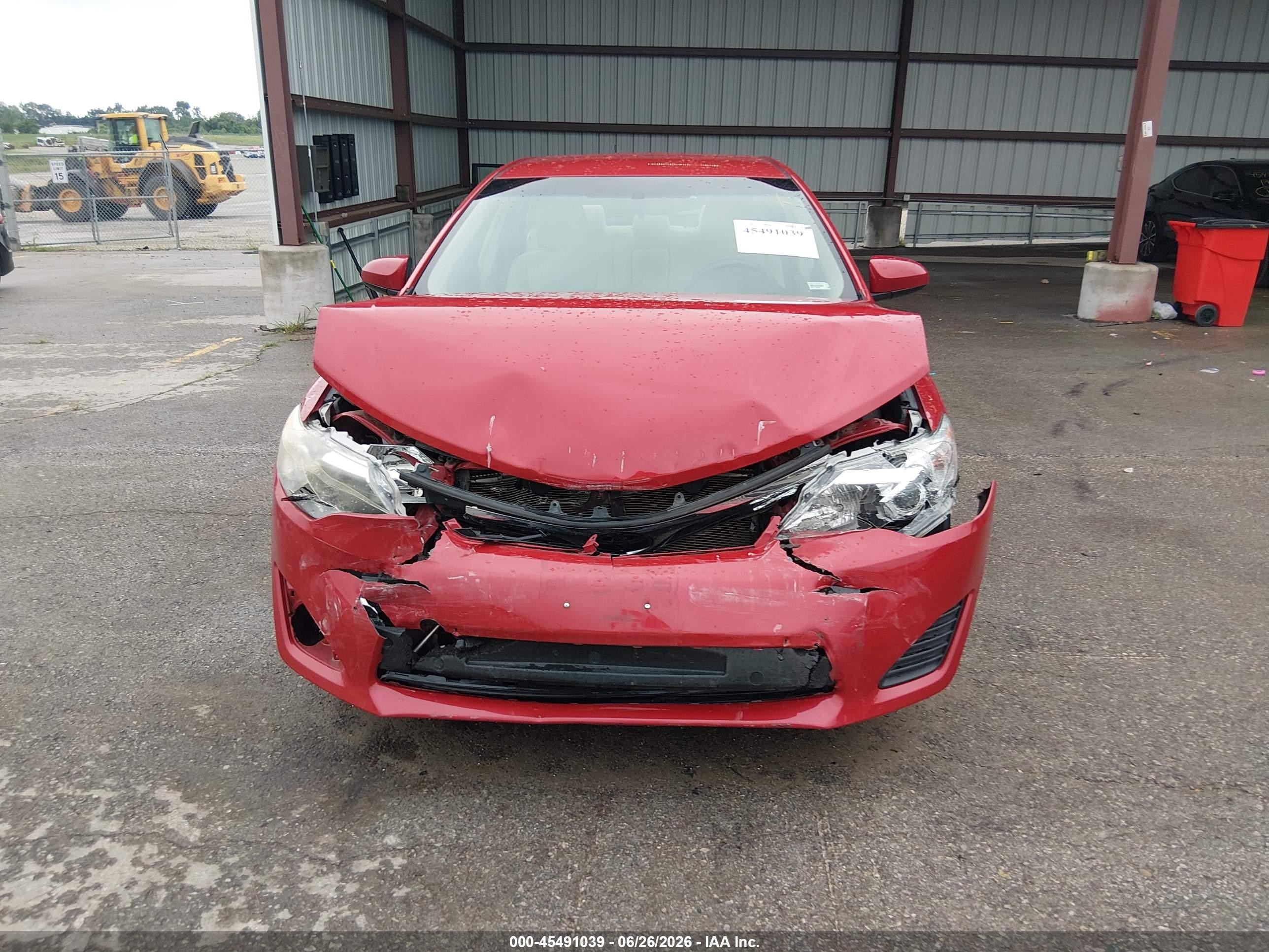 2012 Toyota Camry Le Red vin: 4T1BF1FK0CU538454