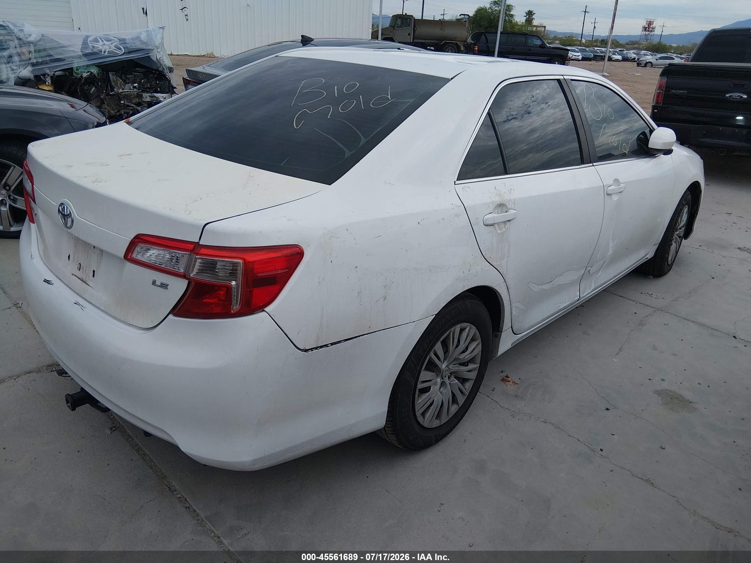 2012 Toyota Camry Le White vin: 4T1BF1FK0CU540026