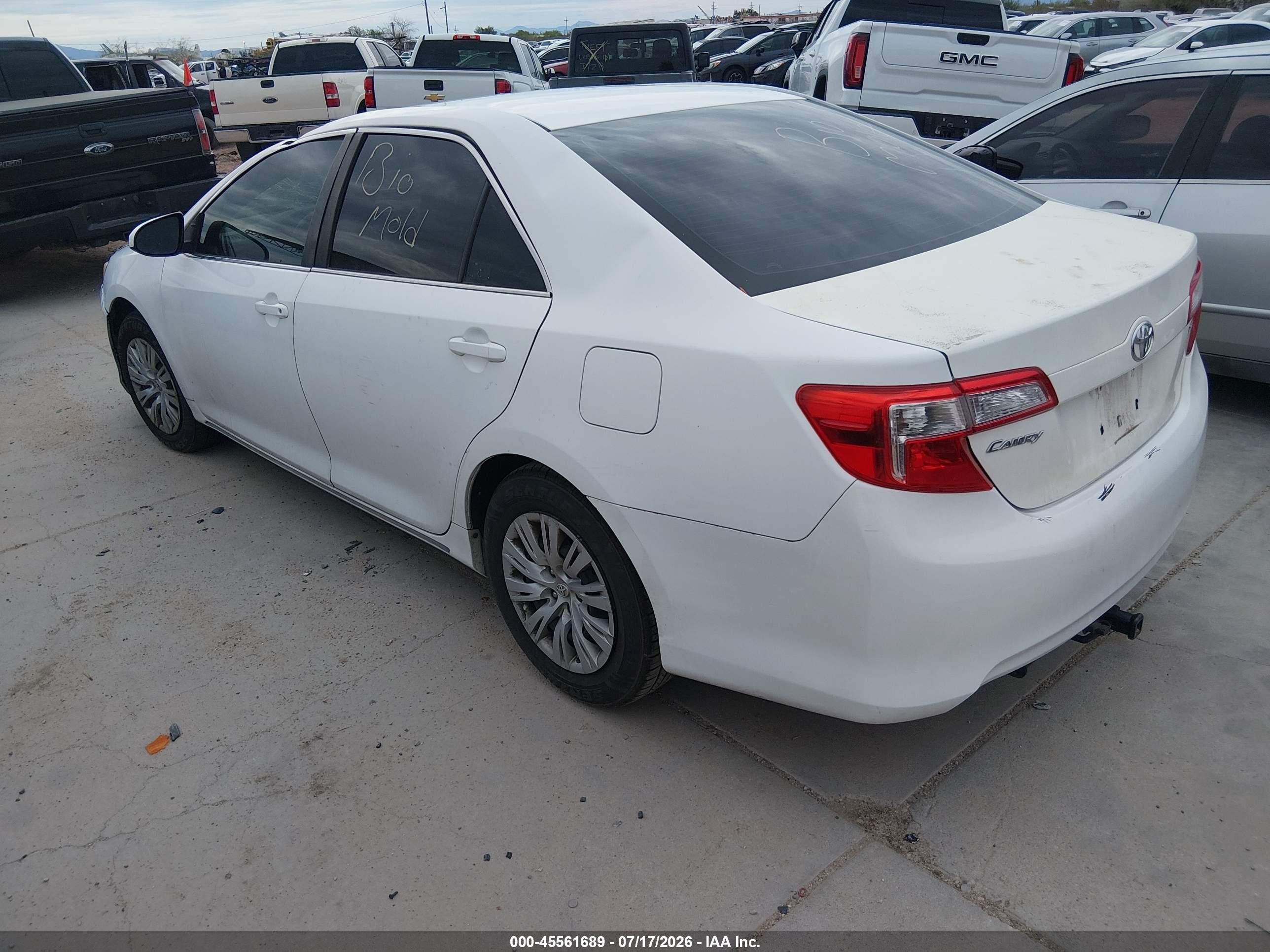 2012 Toyota Camry Le White vin: 4T1BF1FK0CU540026