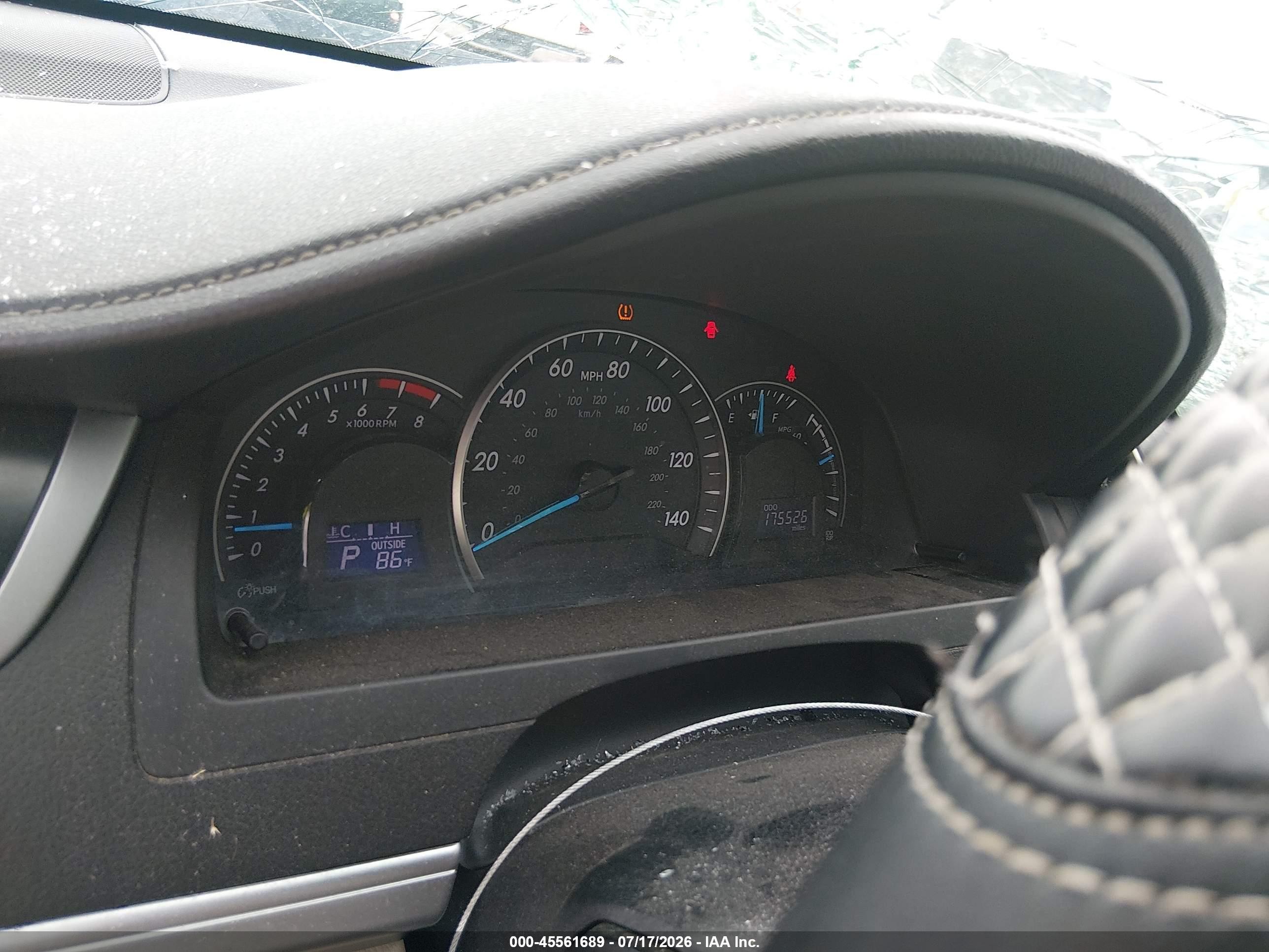 2012 Toyota Camry Le White vin: 4T1BF1FK0CU540026