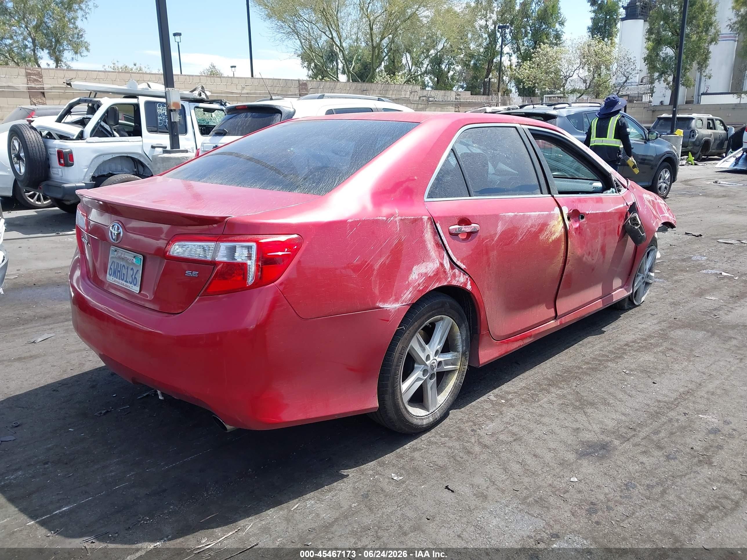 2012 Toyota Camry Se Red vin: 4T1BF1FK0CU583247