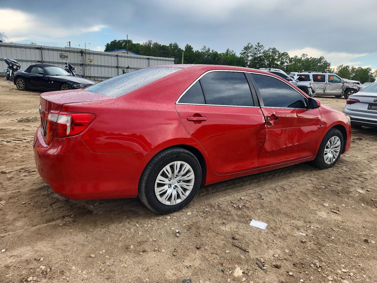 2012 Toyota Camry L Red vin: 4T1BF1FK0CU608096