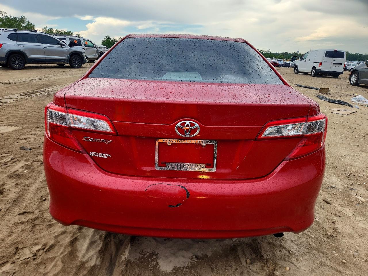 2012 Toyota Camry L Red vin: 4T1BF1FK0CU608096