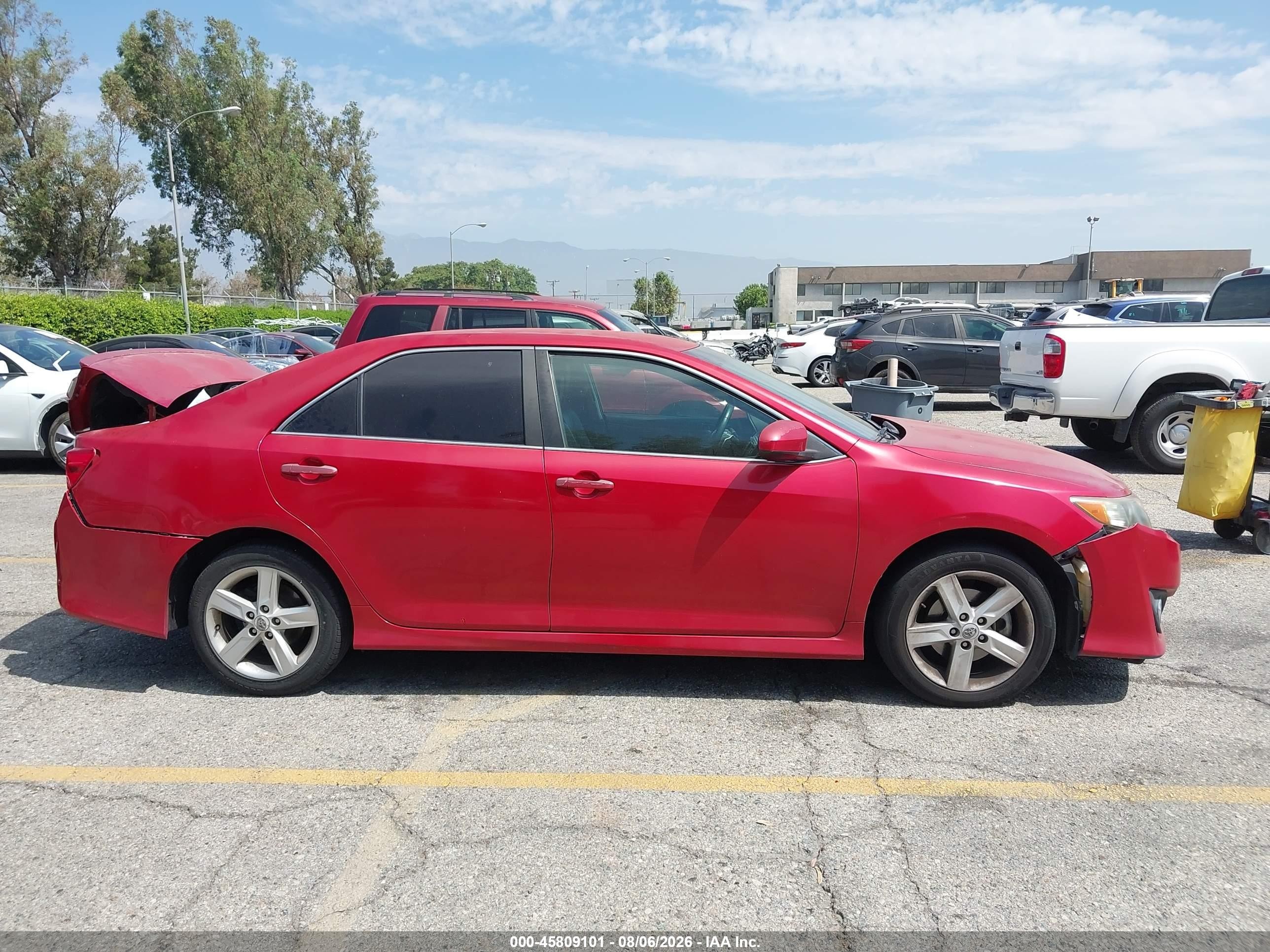 2012 Toyota Camry Se Красный vin: 4T1BF1FK0CU617428