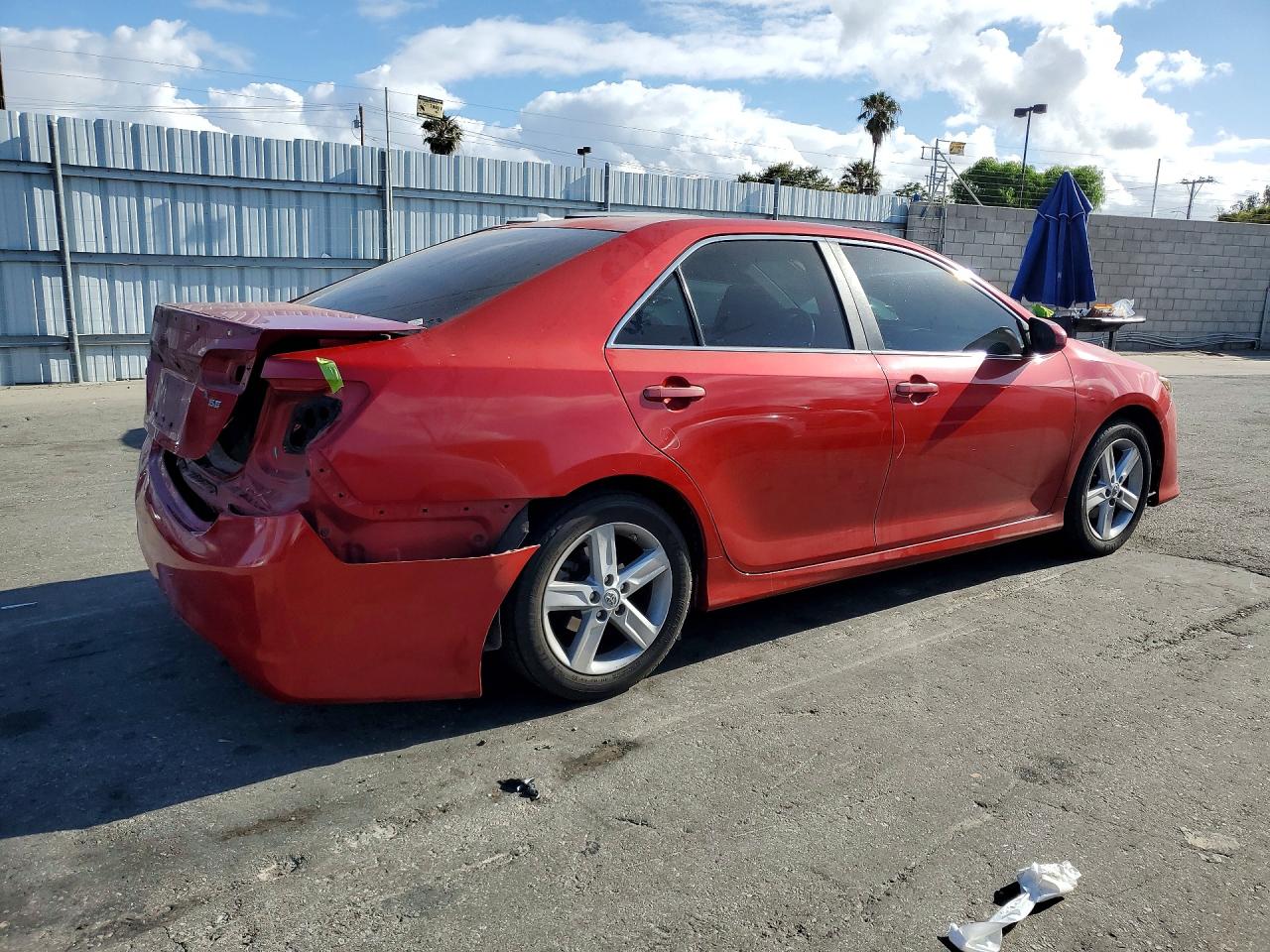 2012 Toyota Camry Se Red vin: 4T1BF1FK0CU618336