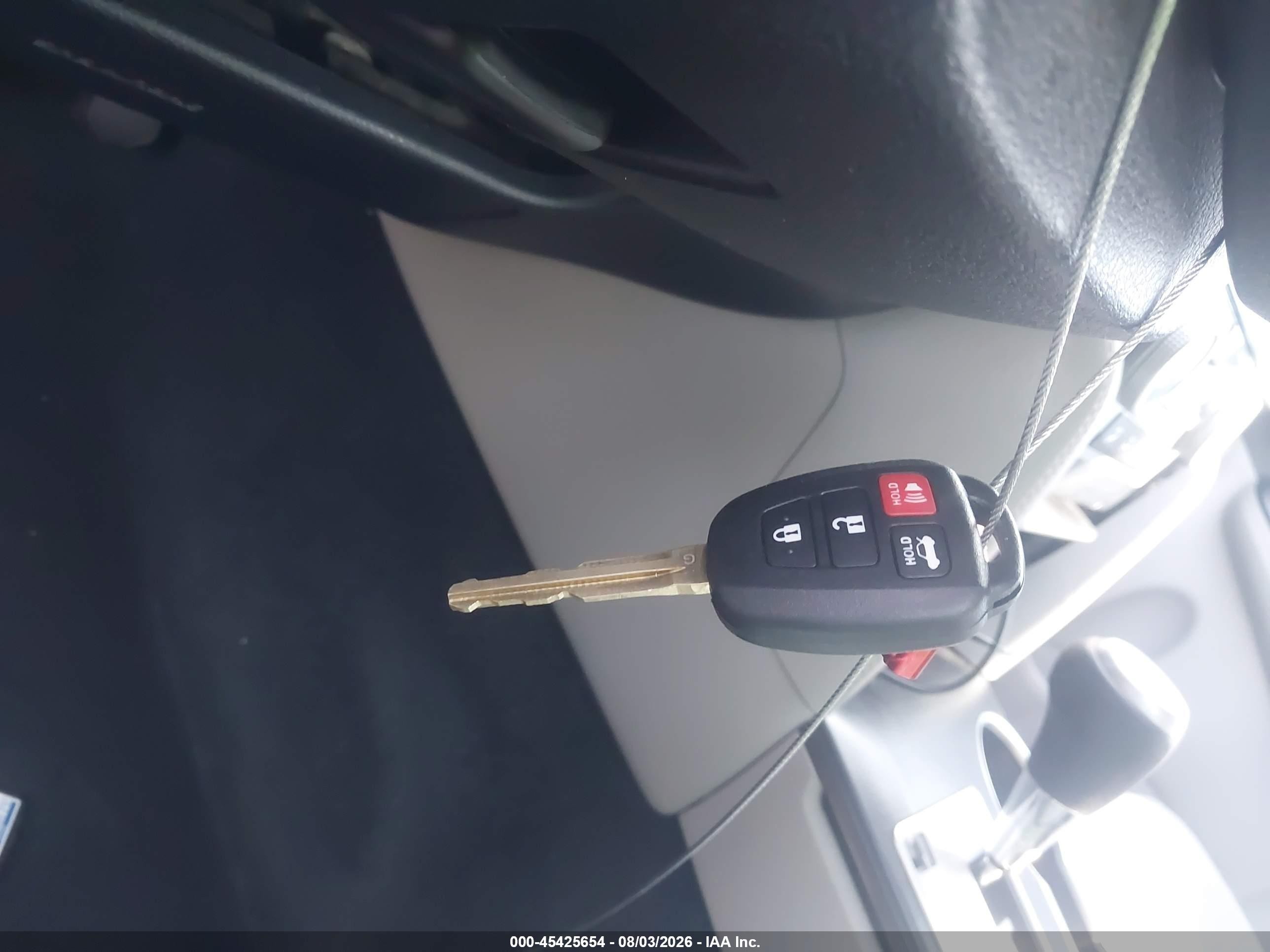2013 Toyota Camry Le Серебряный vin: 4T1BF1FK0DU213014