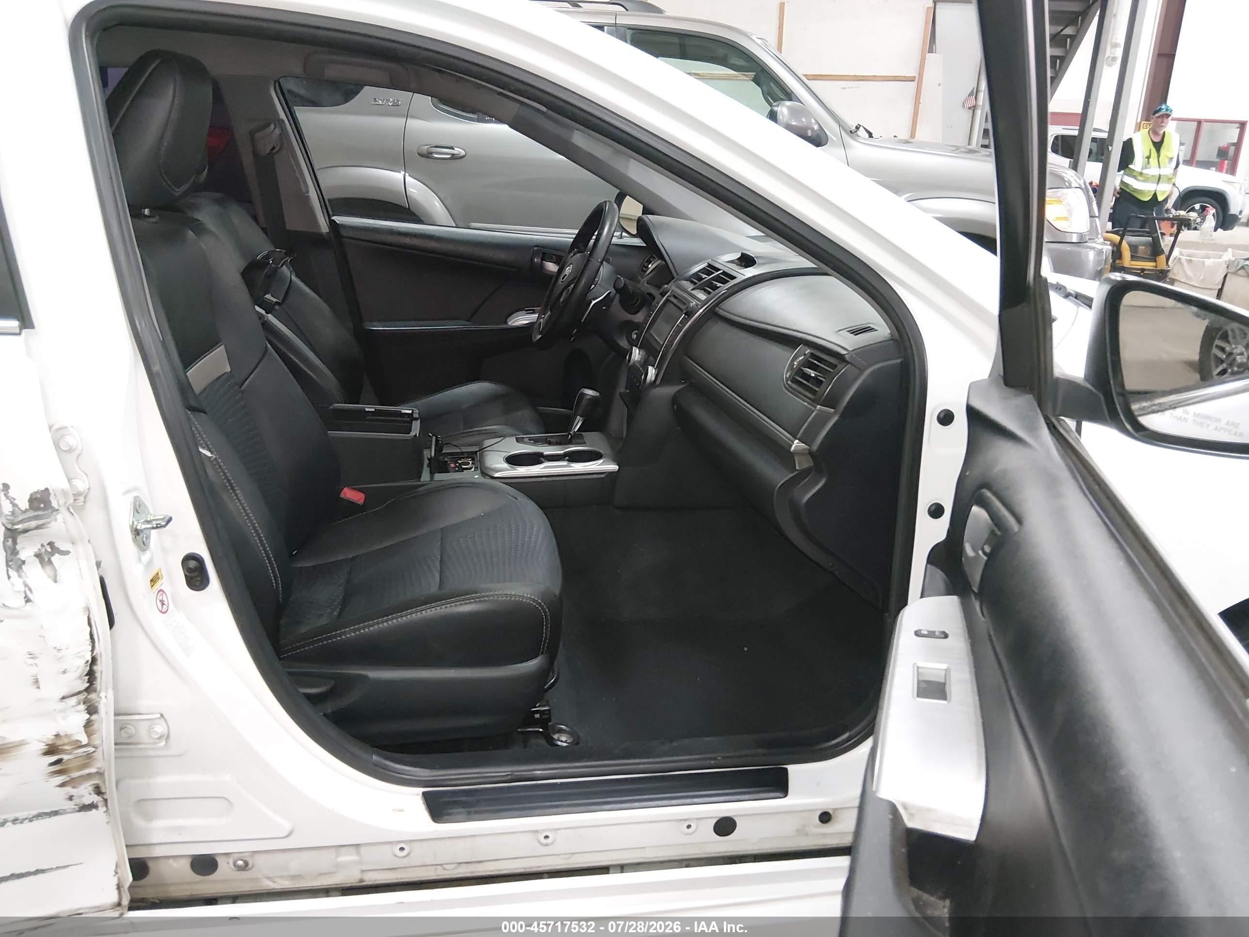 2013 Toyota Camry Se White vin: 4T1BF1FK0DU217449