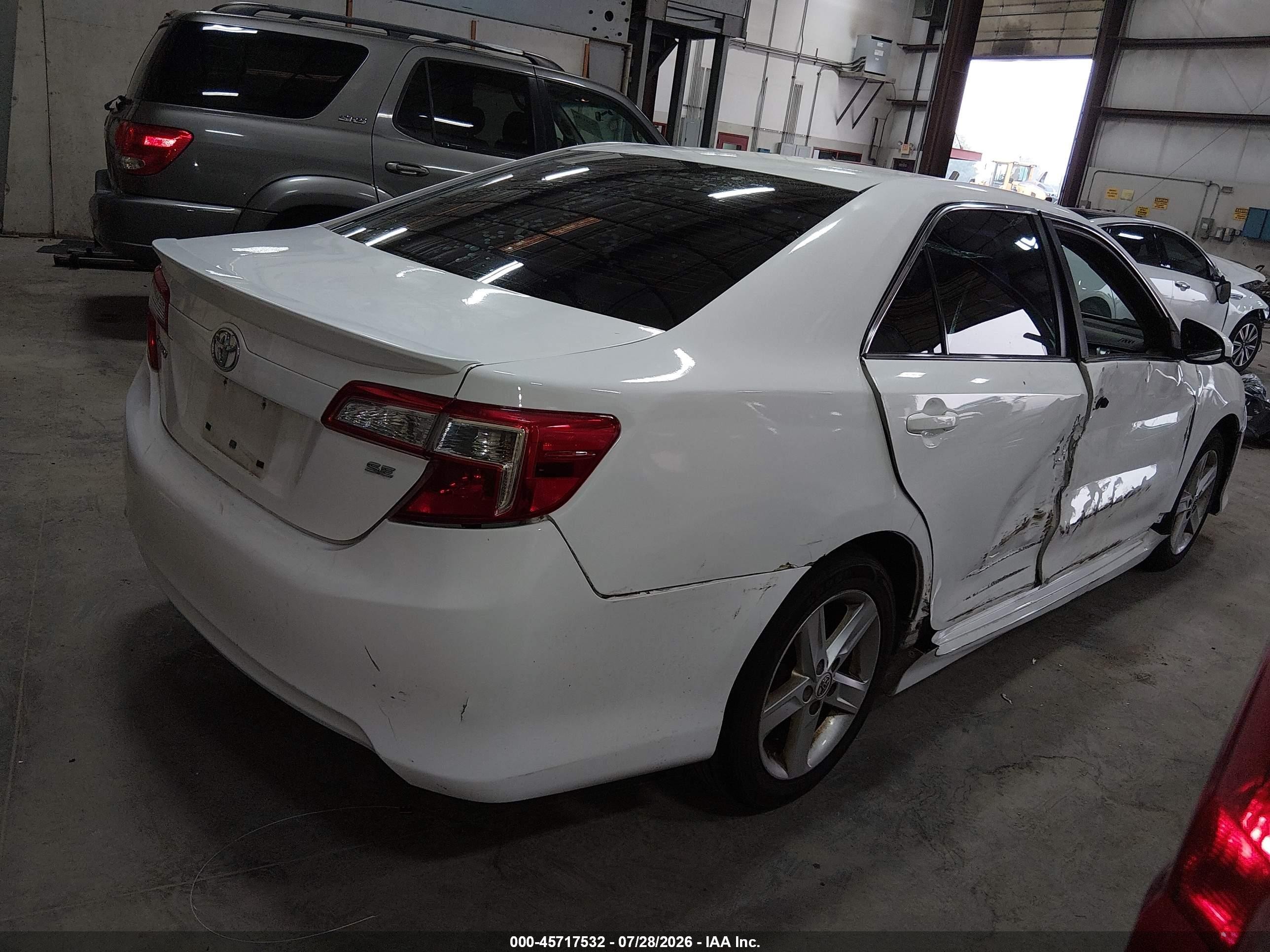 2013 Toyota Camry Se White vin: 4T1BF1FK0DU217449