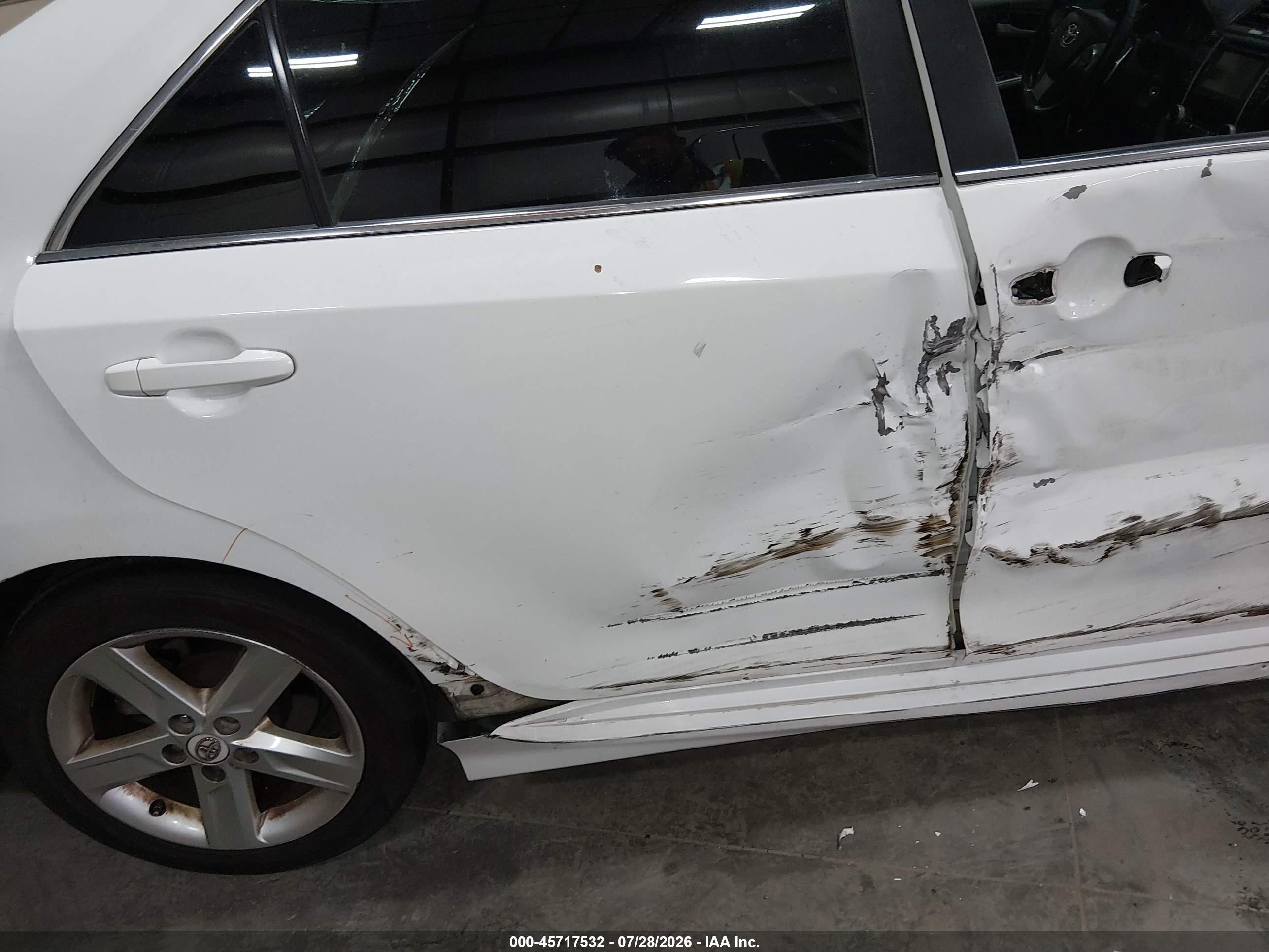 2013 Toyota Camry Se White vin: 4T1BF1FK0DU217449