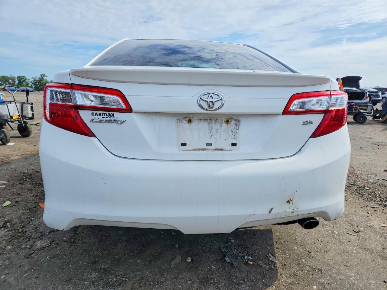 2013 Toyota Camry Se White vin: 4T1BF1FK0DU219072