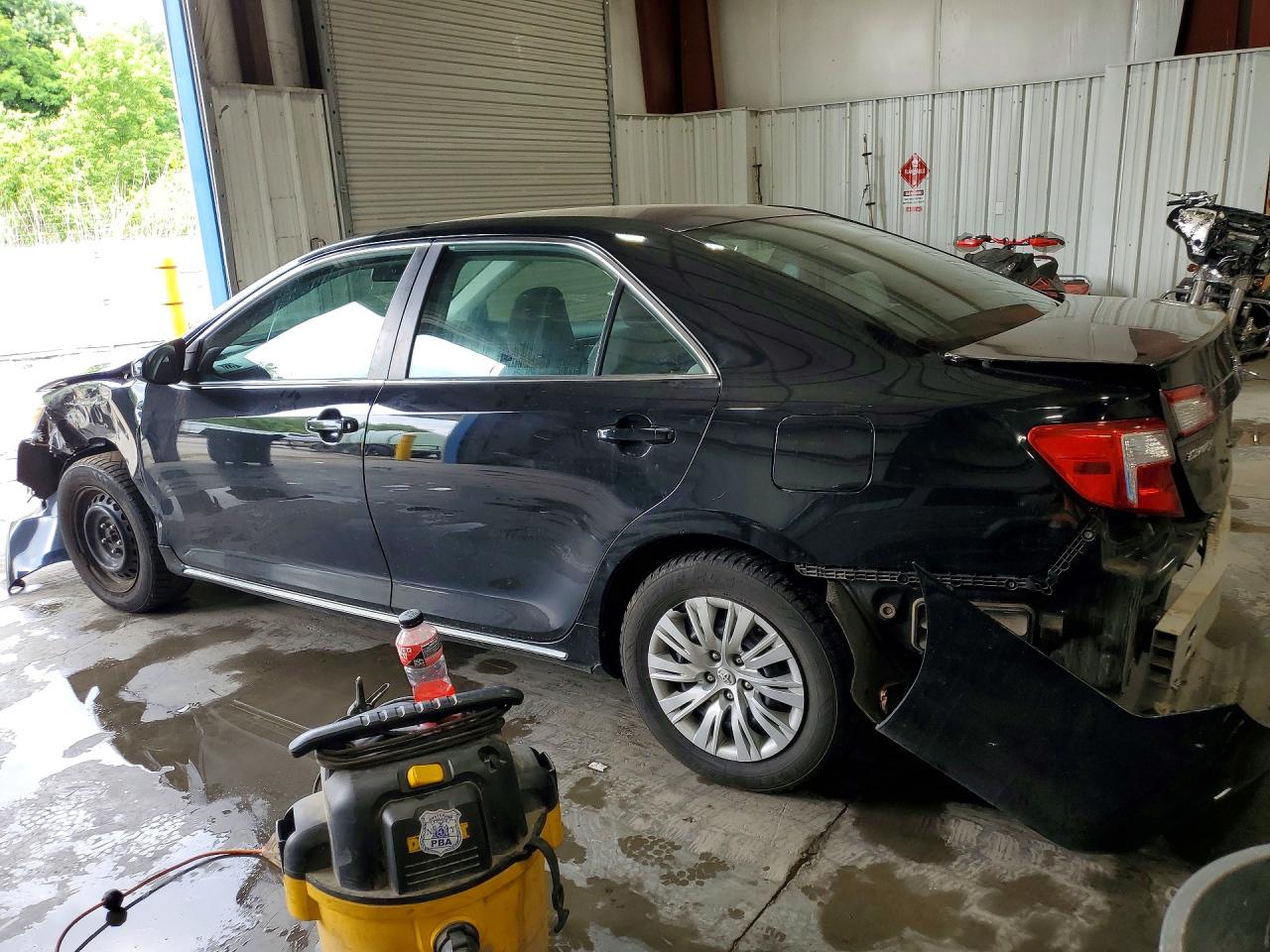 2013 Toyota Camry Le Black vin: 4T1BF1FK0DU226779