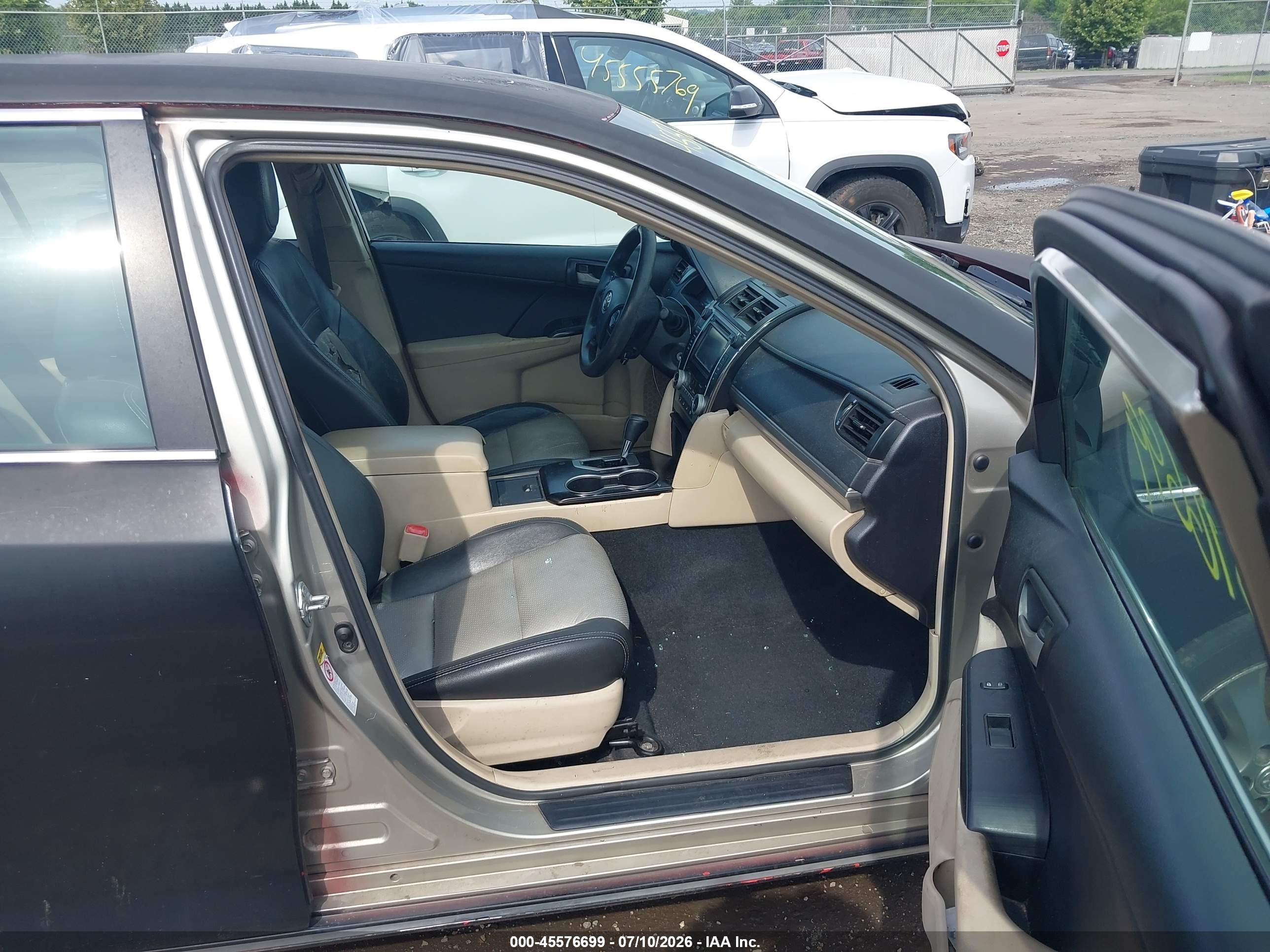 2013 Toyota Camry Le Black vin: 4T1BF1FK0DU243792