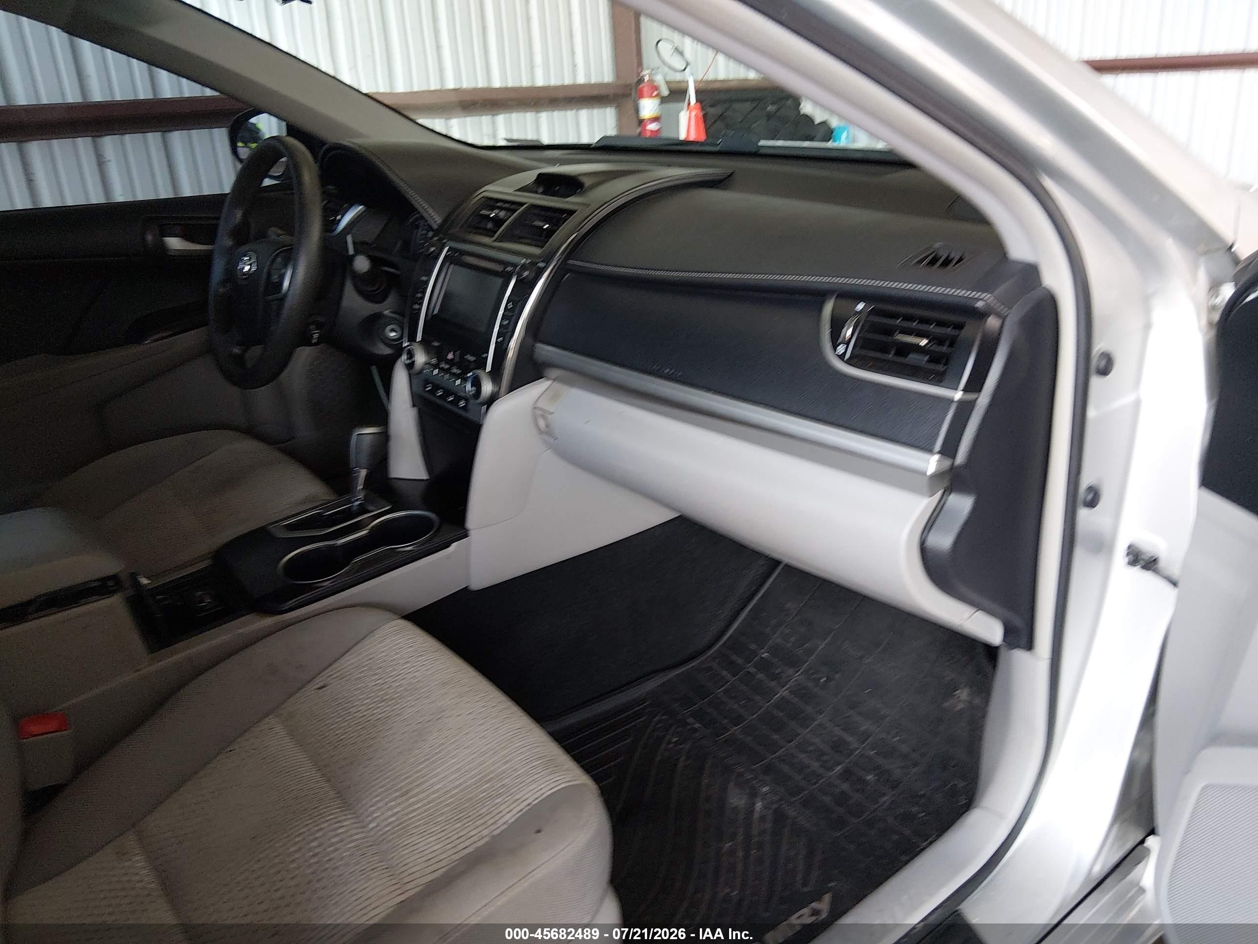 2013 Toyota Camry Le Silver vin: 4T1BF1FK0DU249074