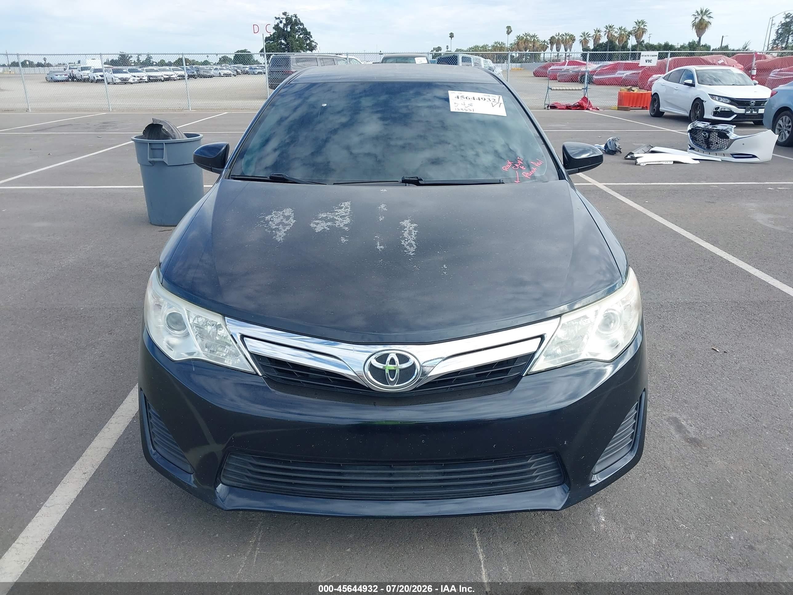 2013 Toyota Camry Le Dark Blue vin: 4T1BF1FK0DU262486