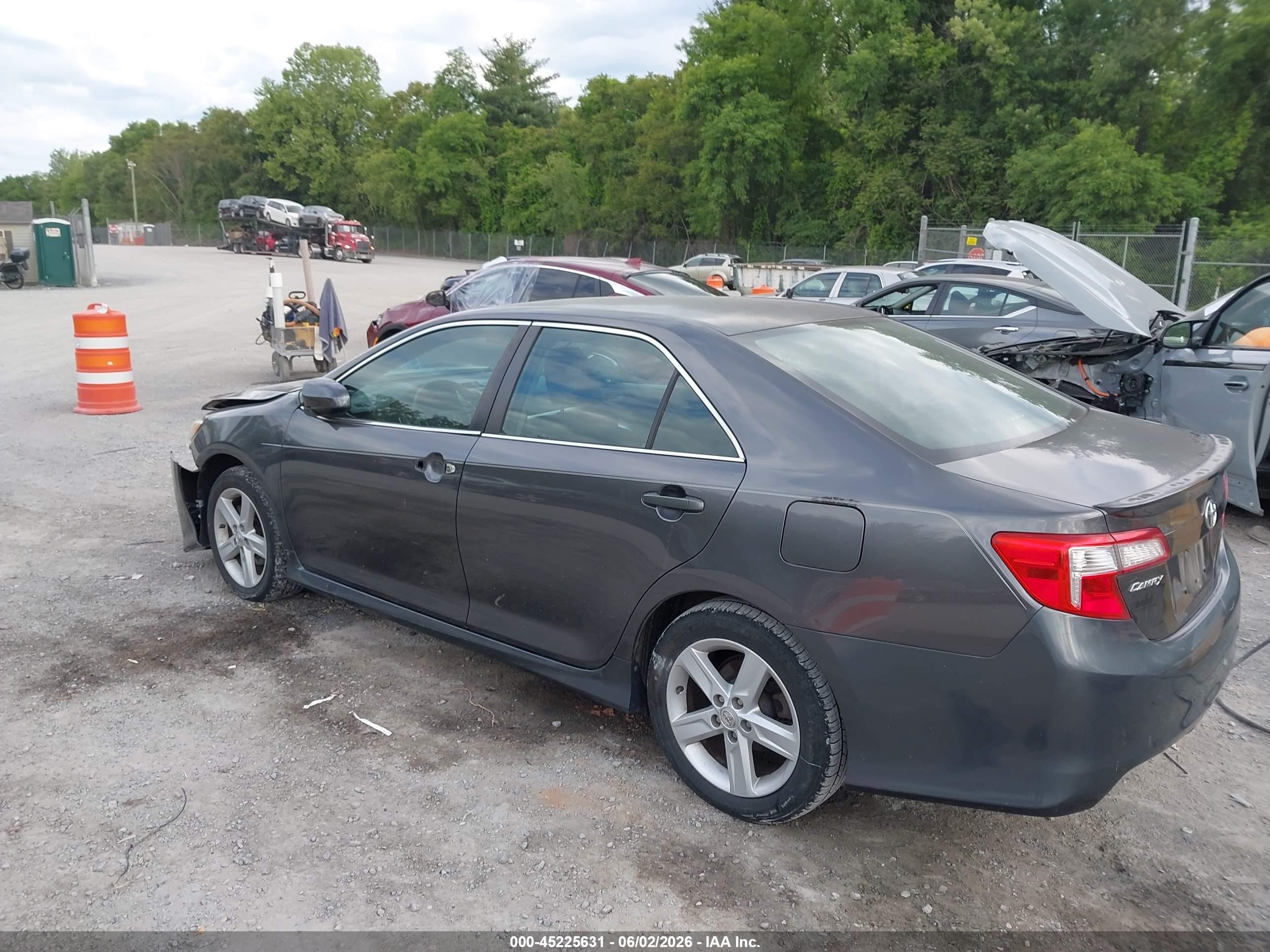 2013 Toyota Camry Se Gray vin: 4T1BF1FK0DU272810