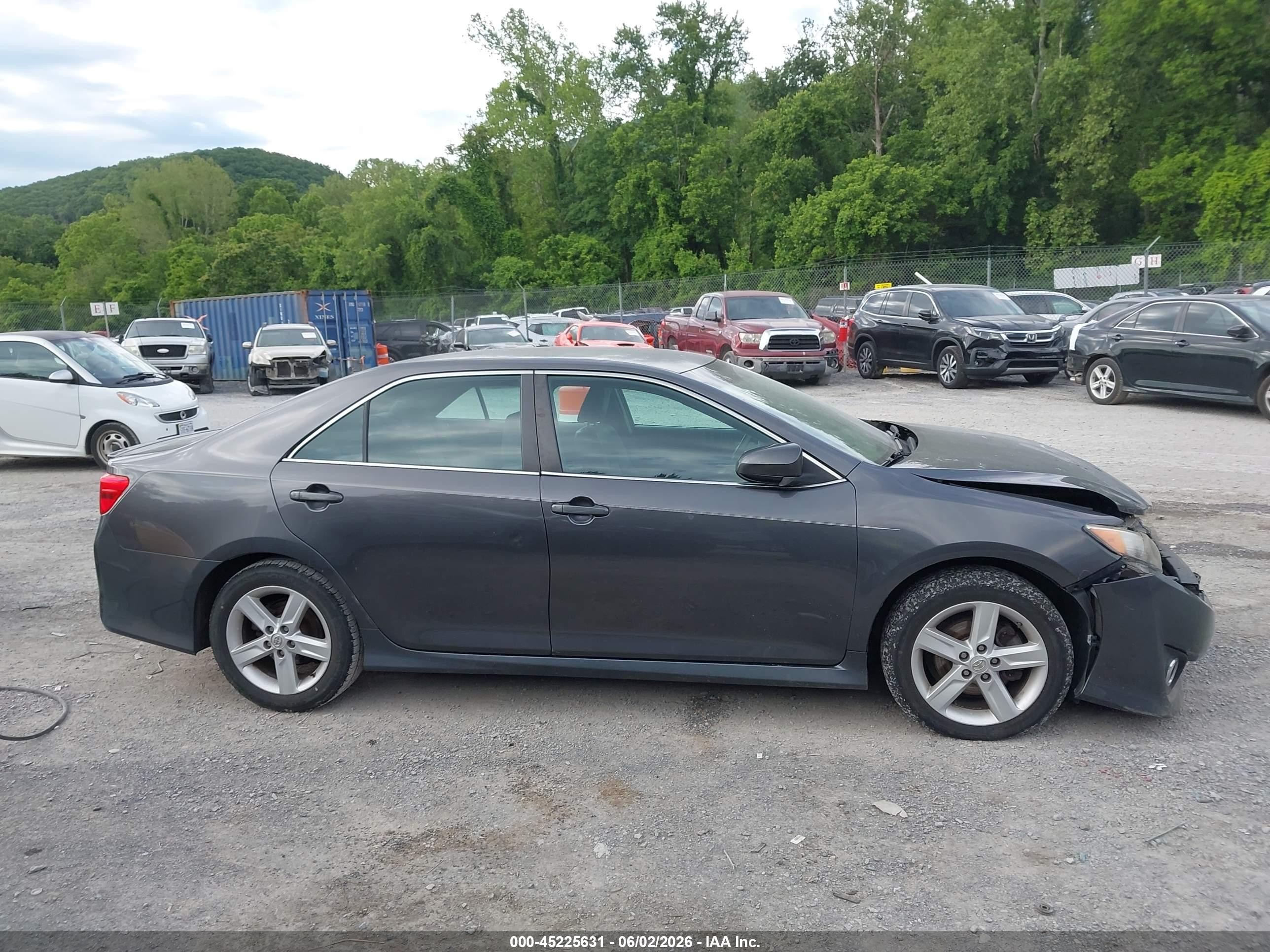 2013 Toyota Camry Se Gray vin: 4T1BF1FK0DU272810