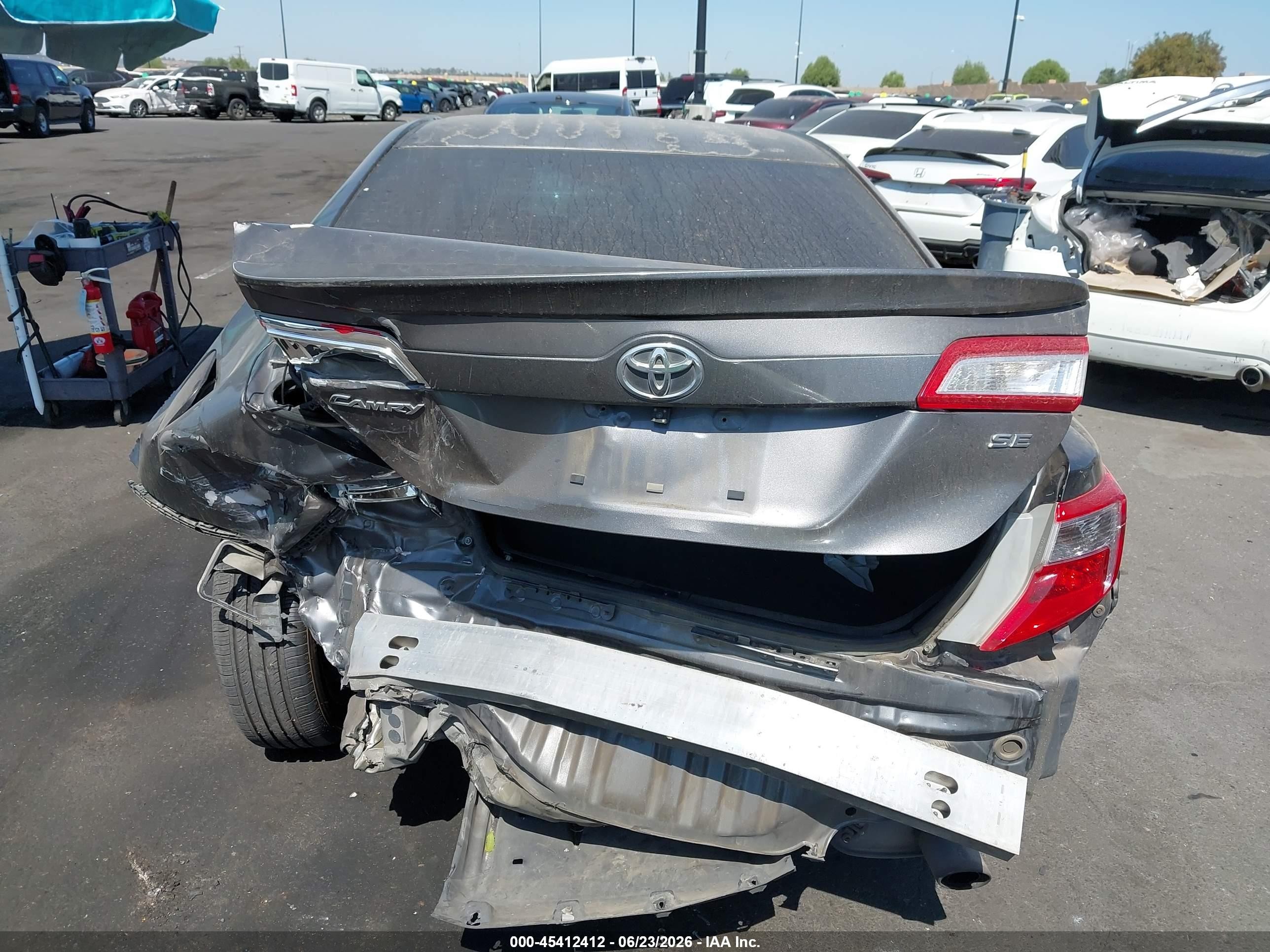 2013 Toyota Camry Se Gray vin: 4T1BF1FK0DU281197