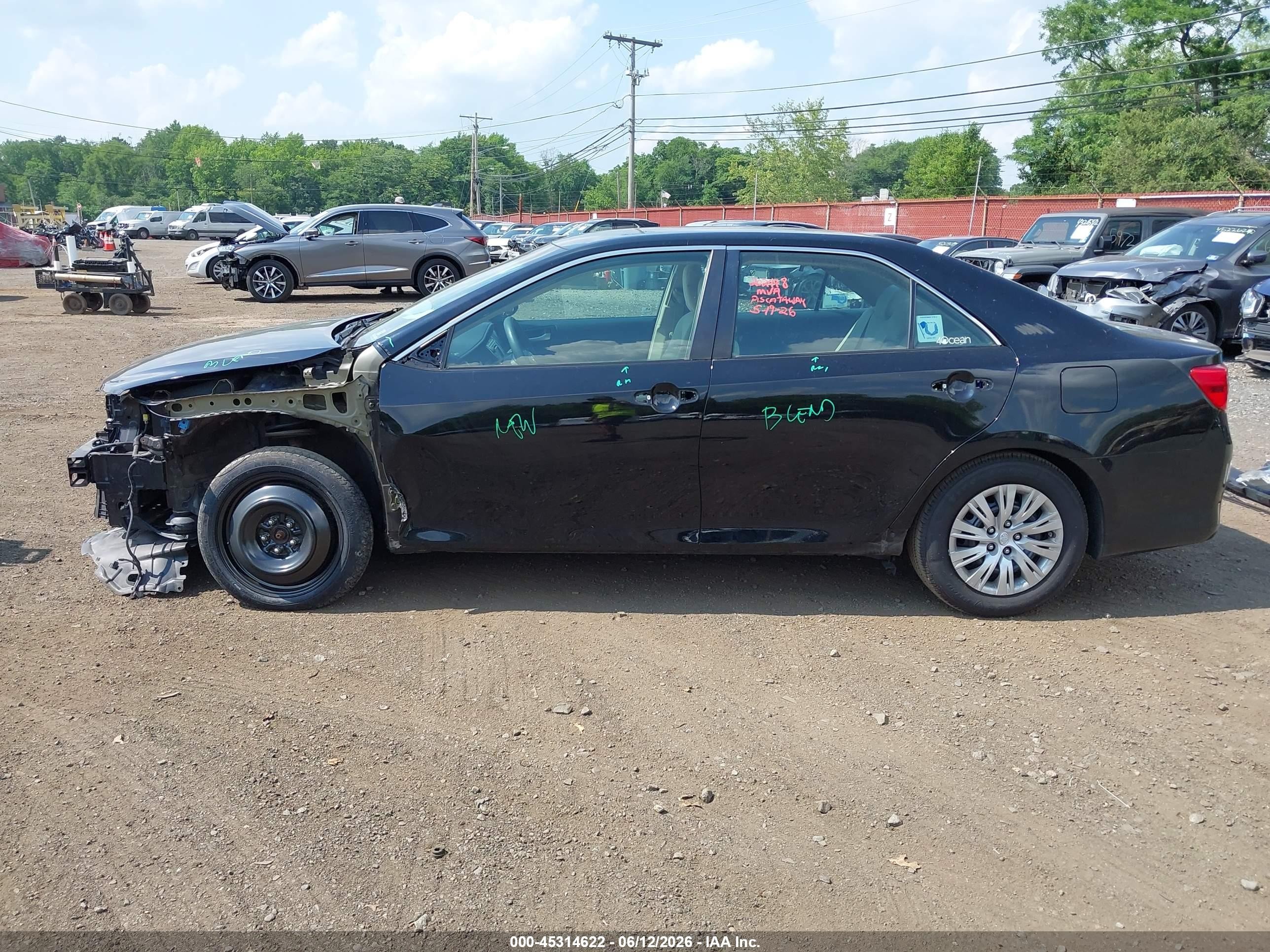 2013 Toyota Camry Le Черный vin: 4T1BF1FK0DU296976