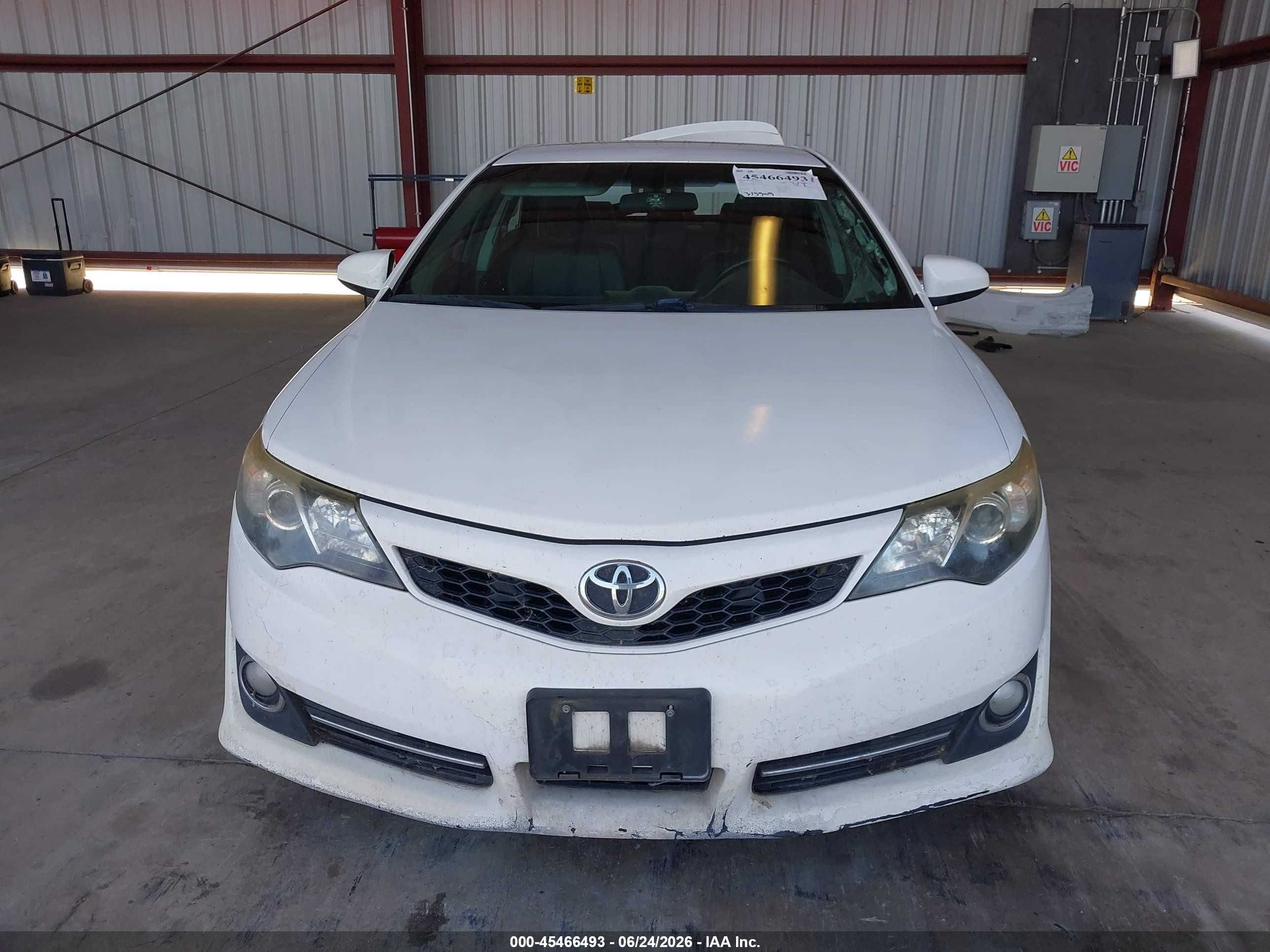 2013 Toyota Camry Se White vin: 4T1BF1FK0DU638300