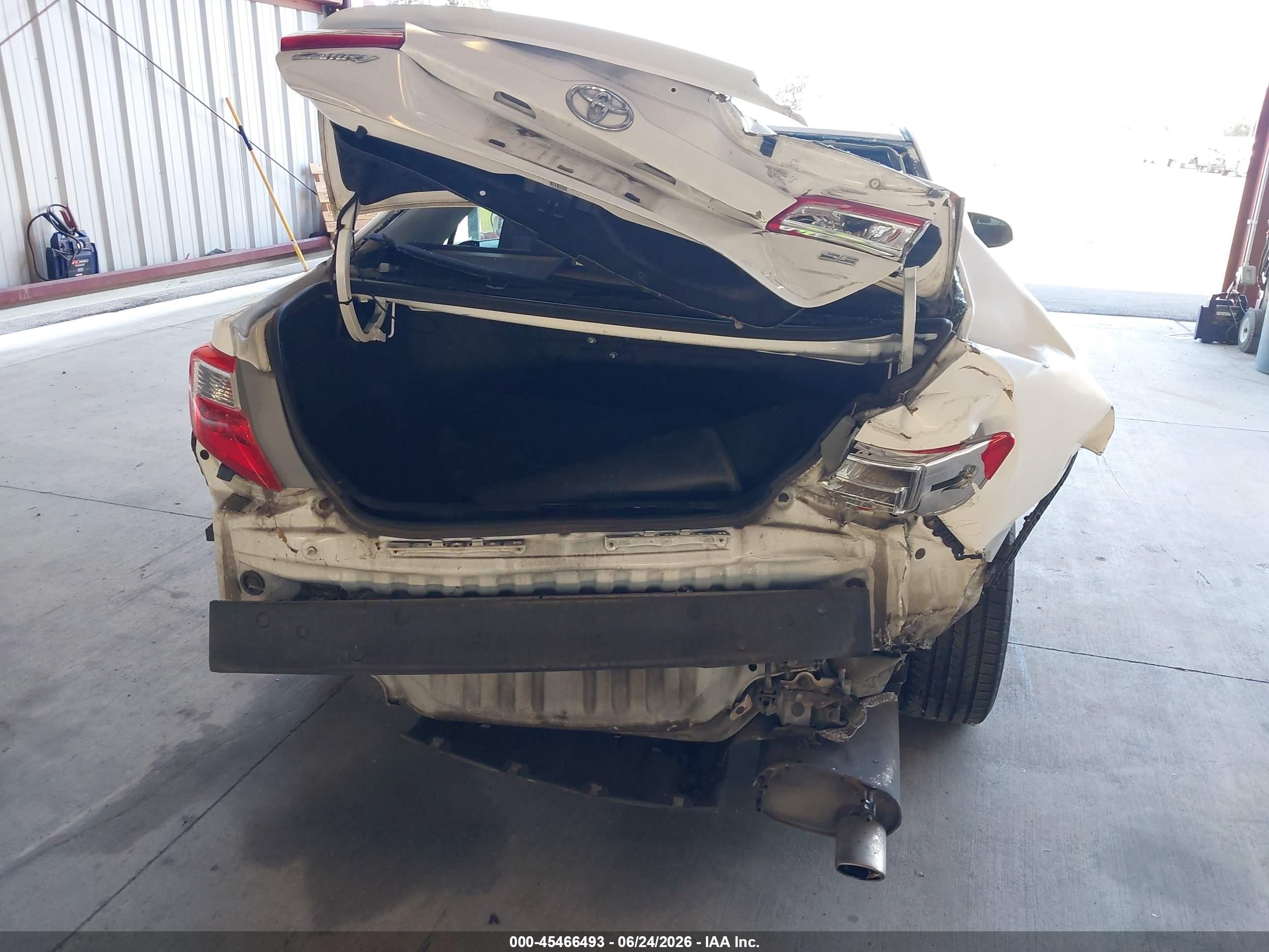 2013 Toyota Camry Se White vin: 4T1BF1FK0DU638300